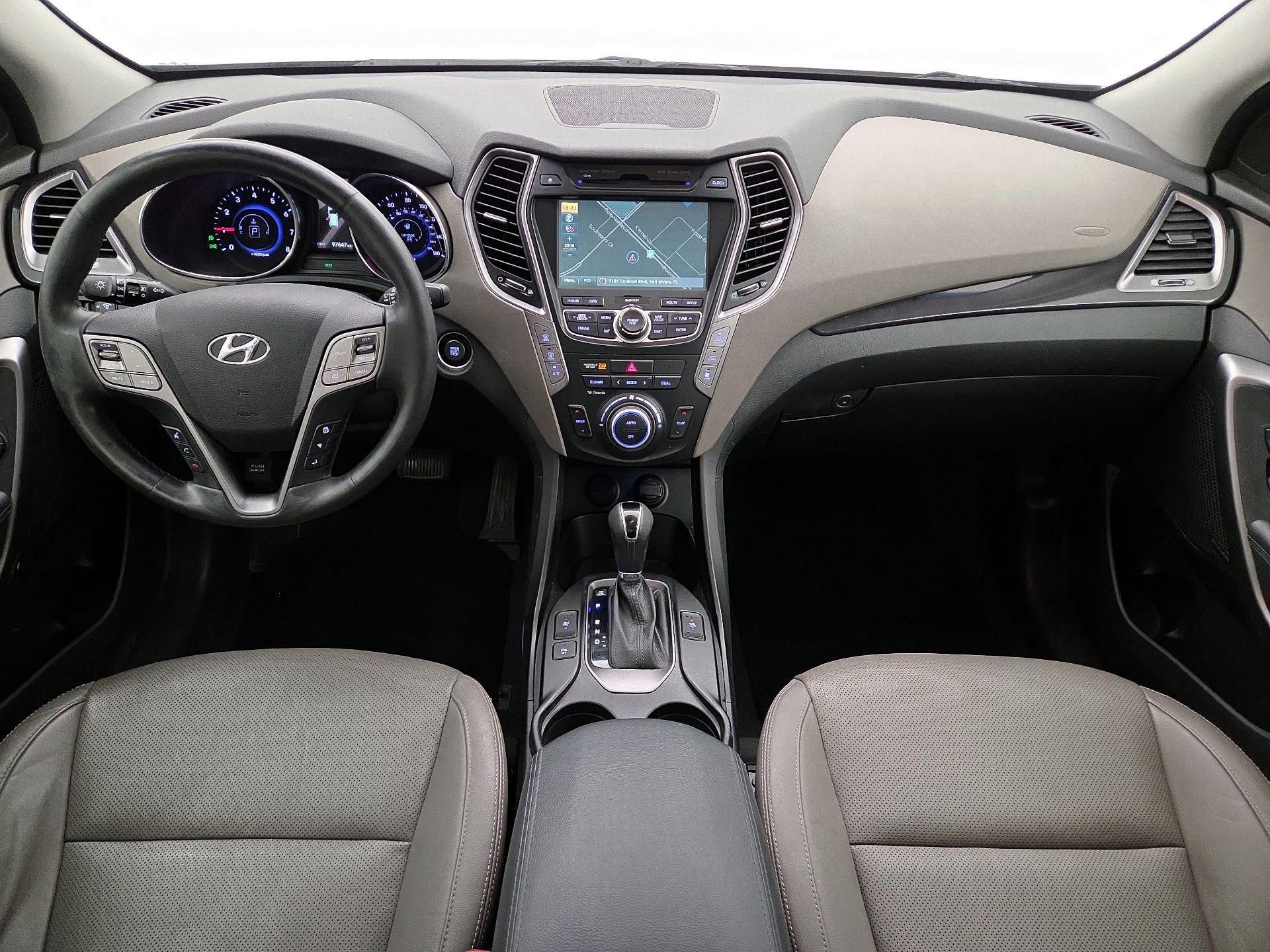 Thumbnail: 2016 Hyundai Santa Fe - 9