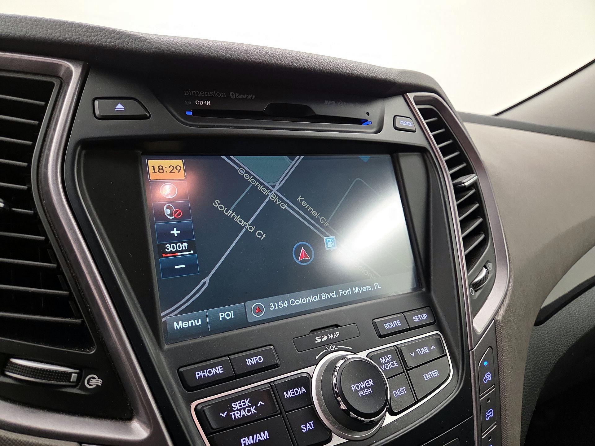 Thumbnail: 2016 Hyundai Santa Fe - 13