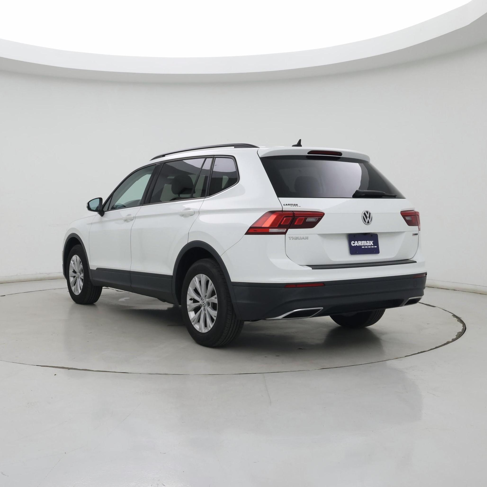 Thumbnail: 2020 Volkswagen Tiguan - 2