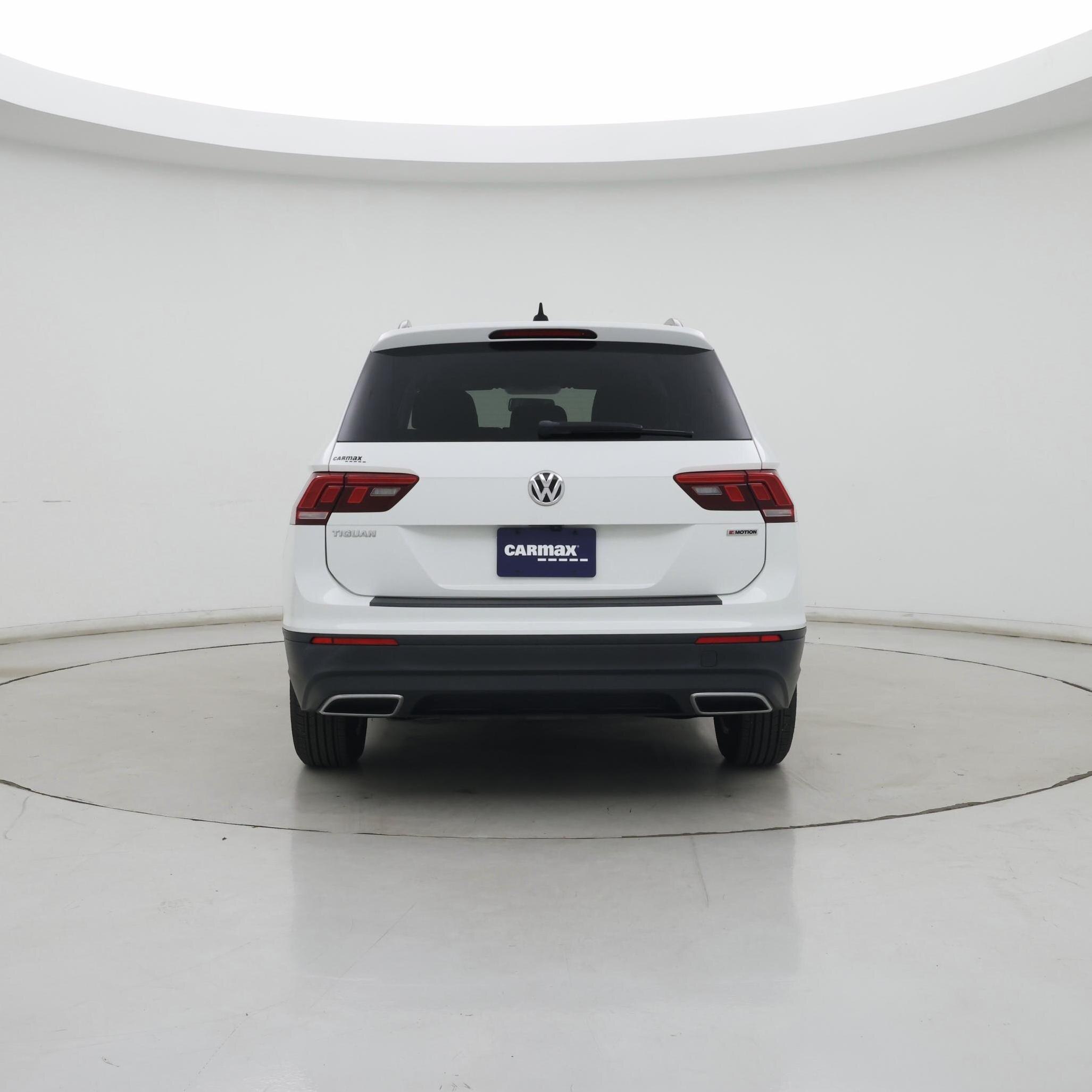 Thumbnail: 2020 Volkswagen Tiguan - 8