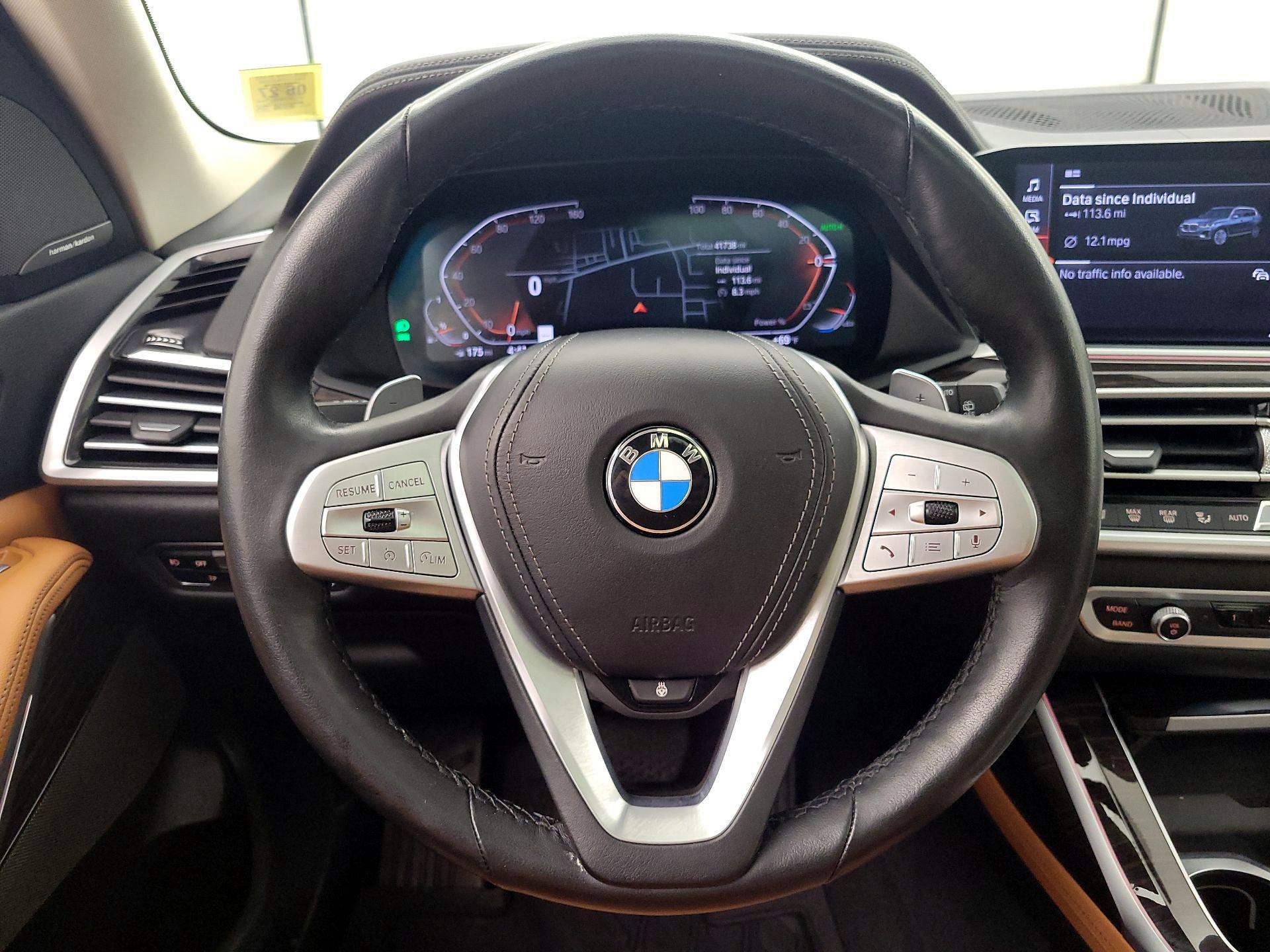 Thumbnail: 2021 BMW X7 - 10