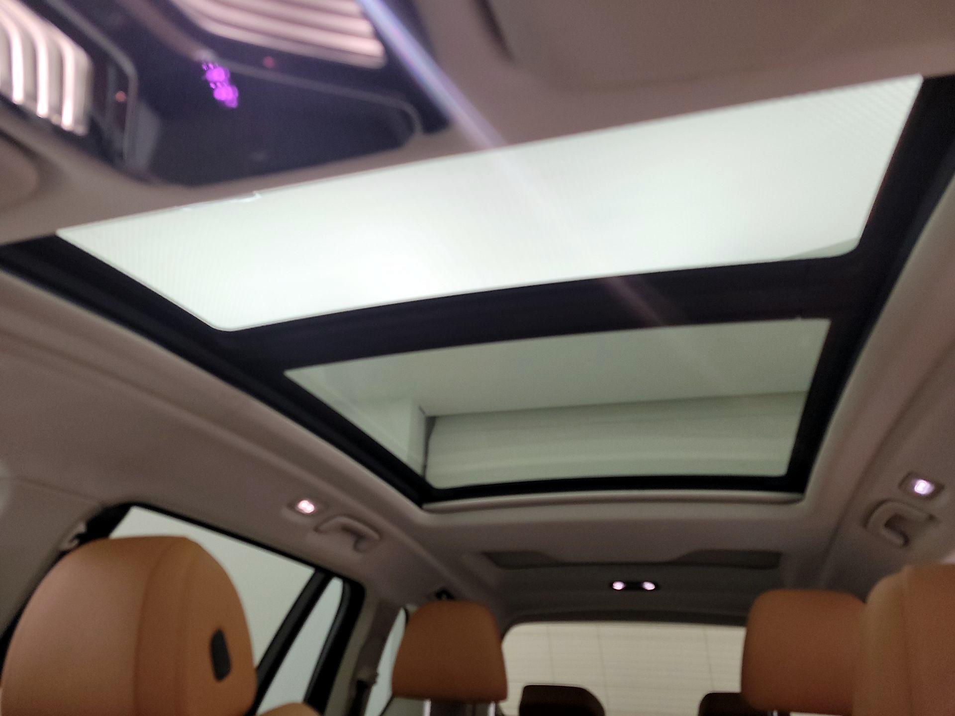 Thumbnail: 2021 BMW X7 - 20