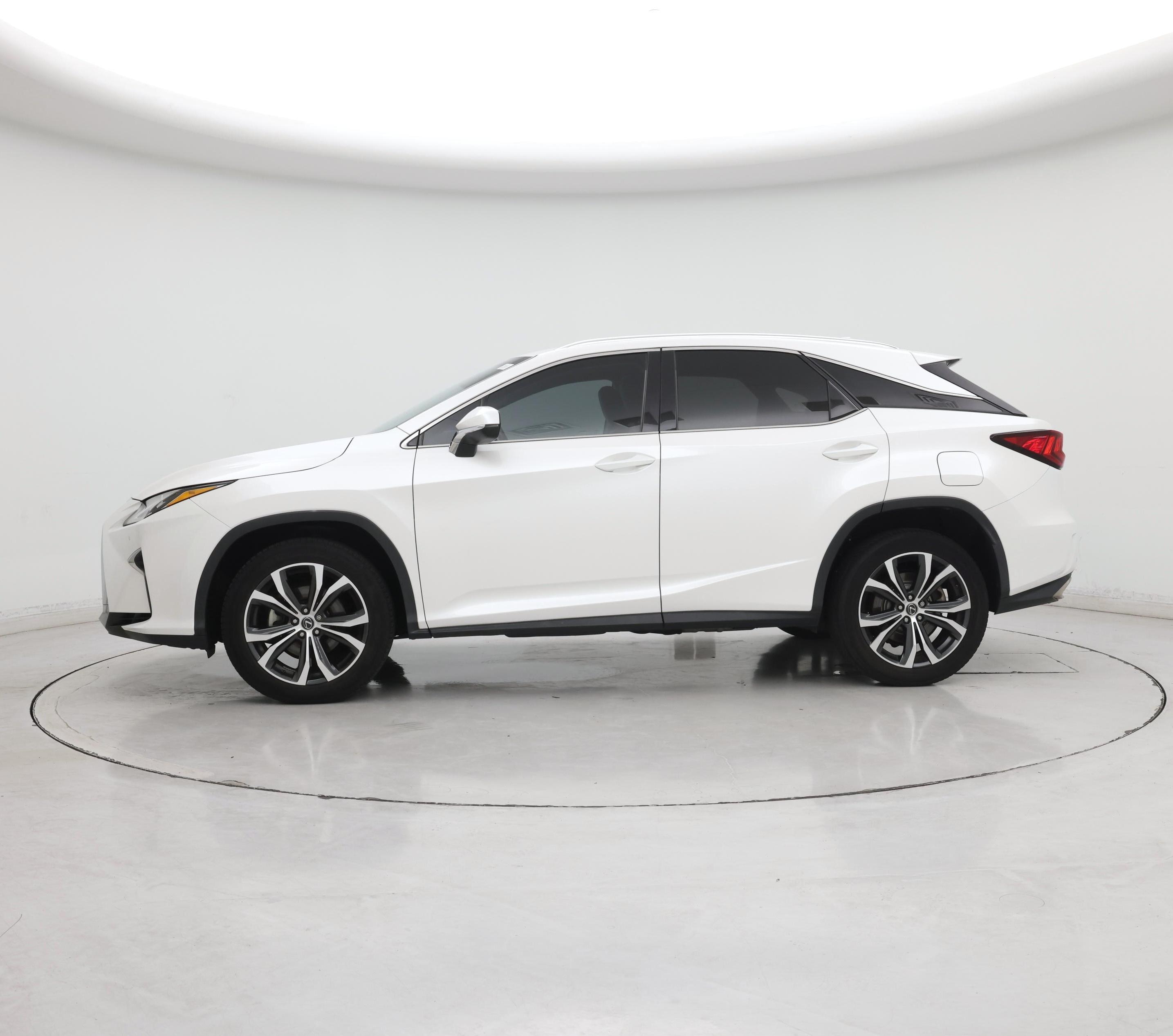 Thumbnail: 2019 Lexus RX - 3