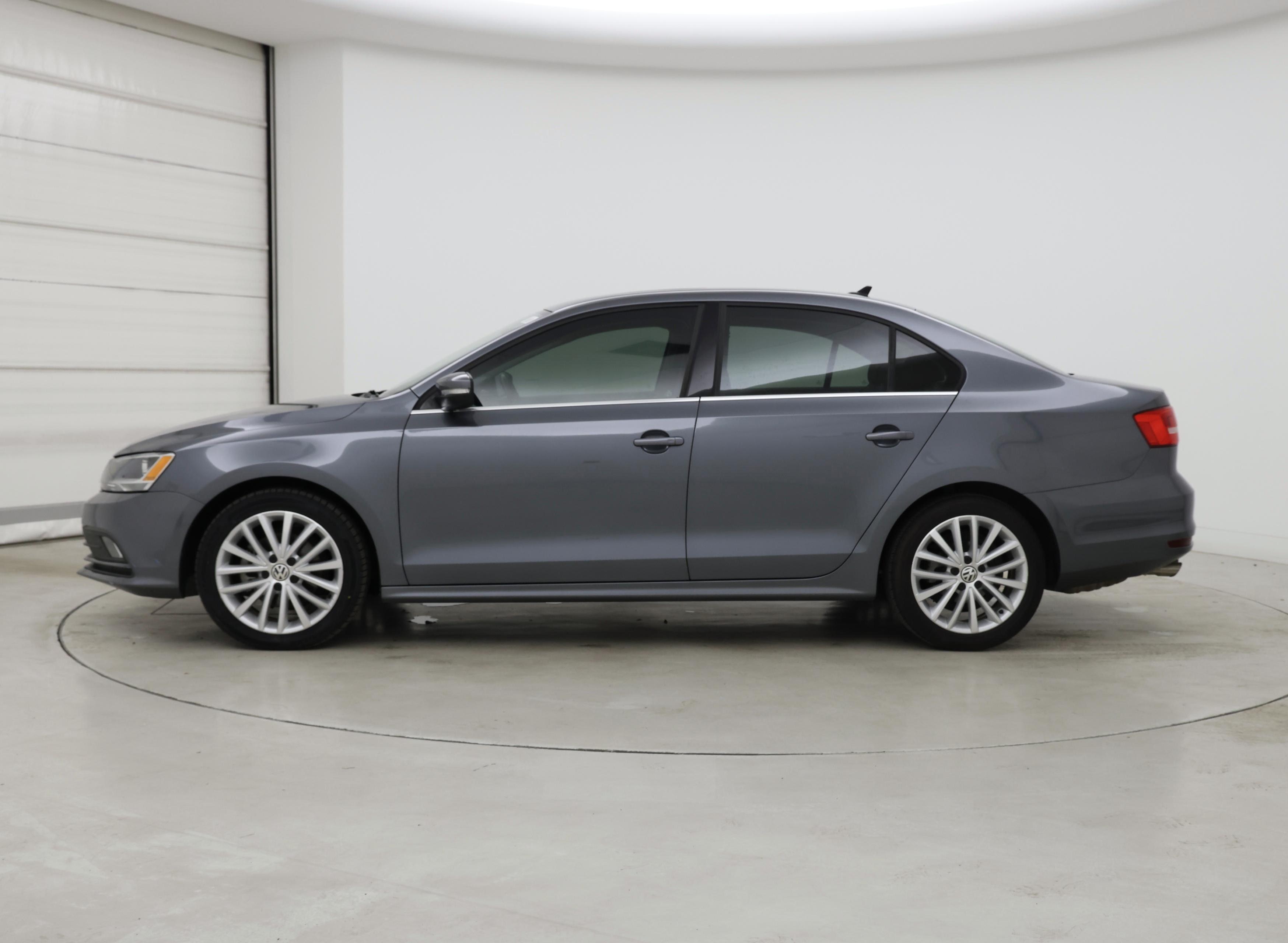 Thumbnail: 2015 Volkswagen Jetta - 3