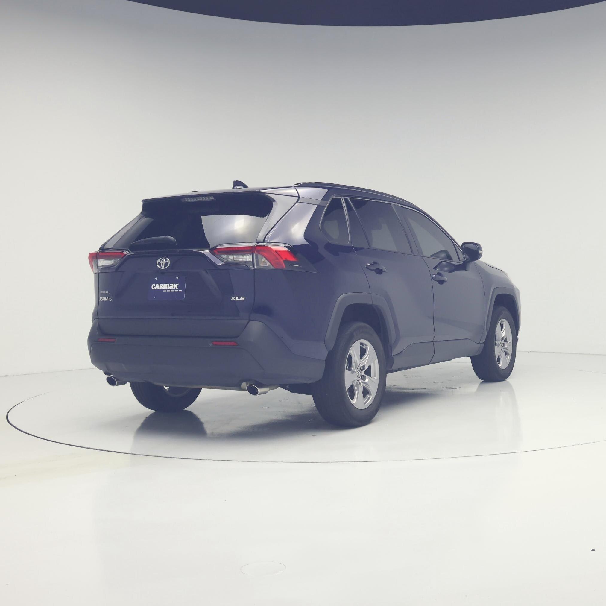 Thumbnail: 2023 Toyota RAV4 - 8