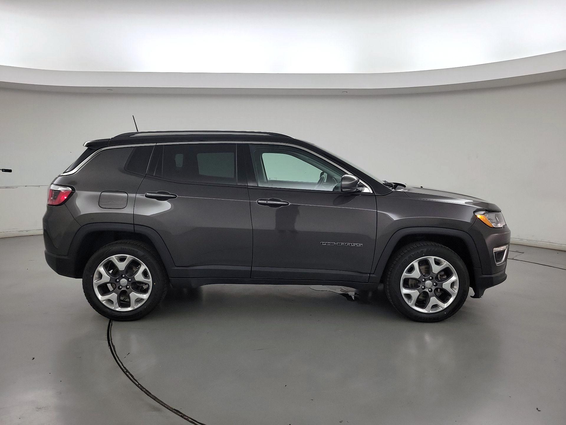 Thumbnail: 2019 Jeep Compass - 4
