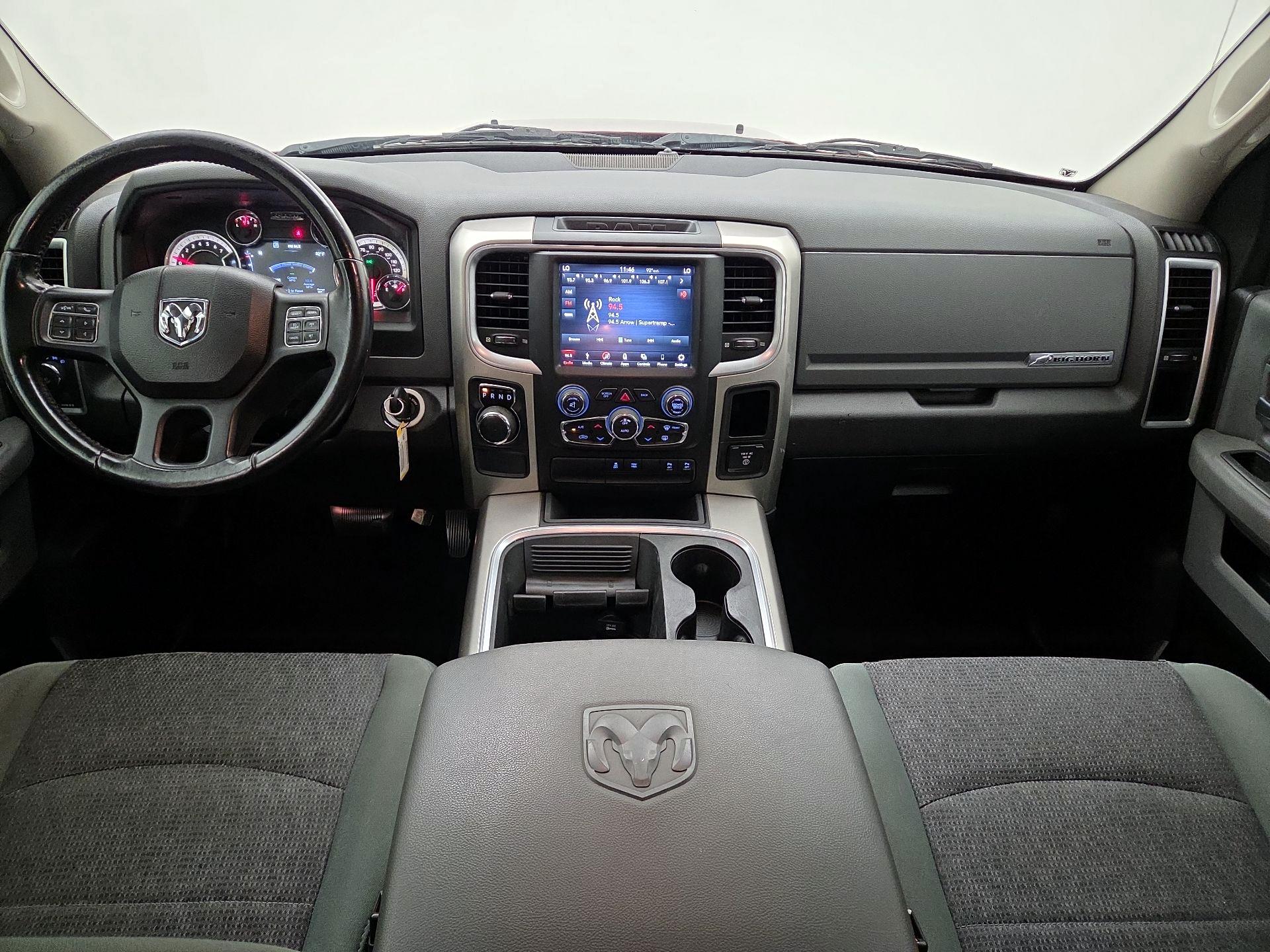 Thumbnail: 2019 RAM 1500 Classic - 9