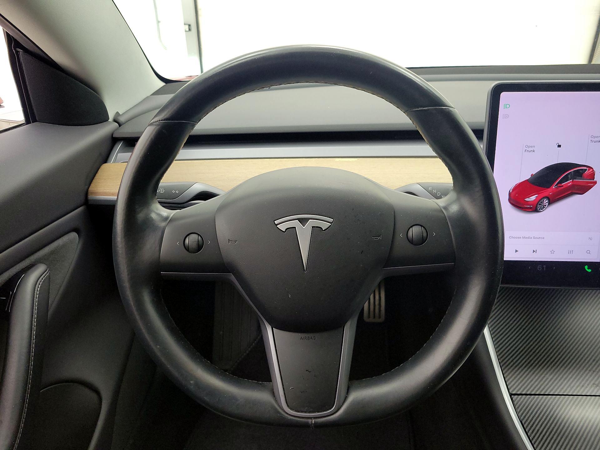 Thumbnail: 2019 Tesla Model 3 - 10