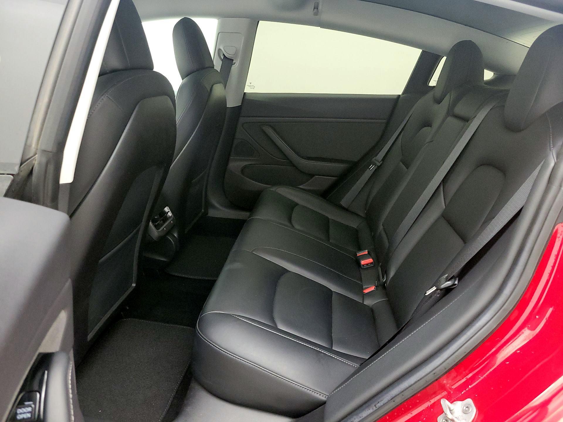 Thumbnail: 2019 Tesla Model 3 - 18