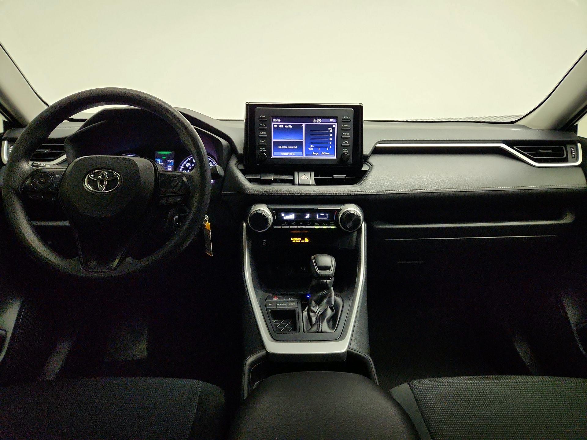 Thumbnail: 2019 Toyota RAV4 - 9