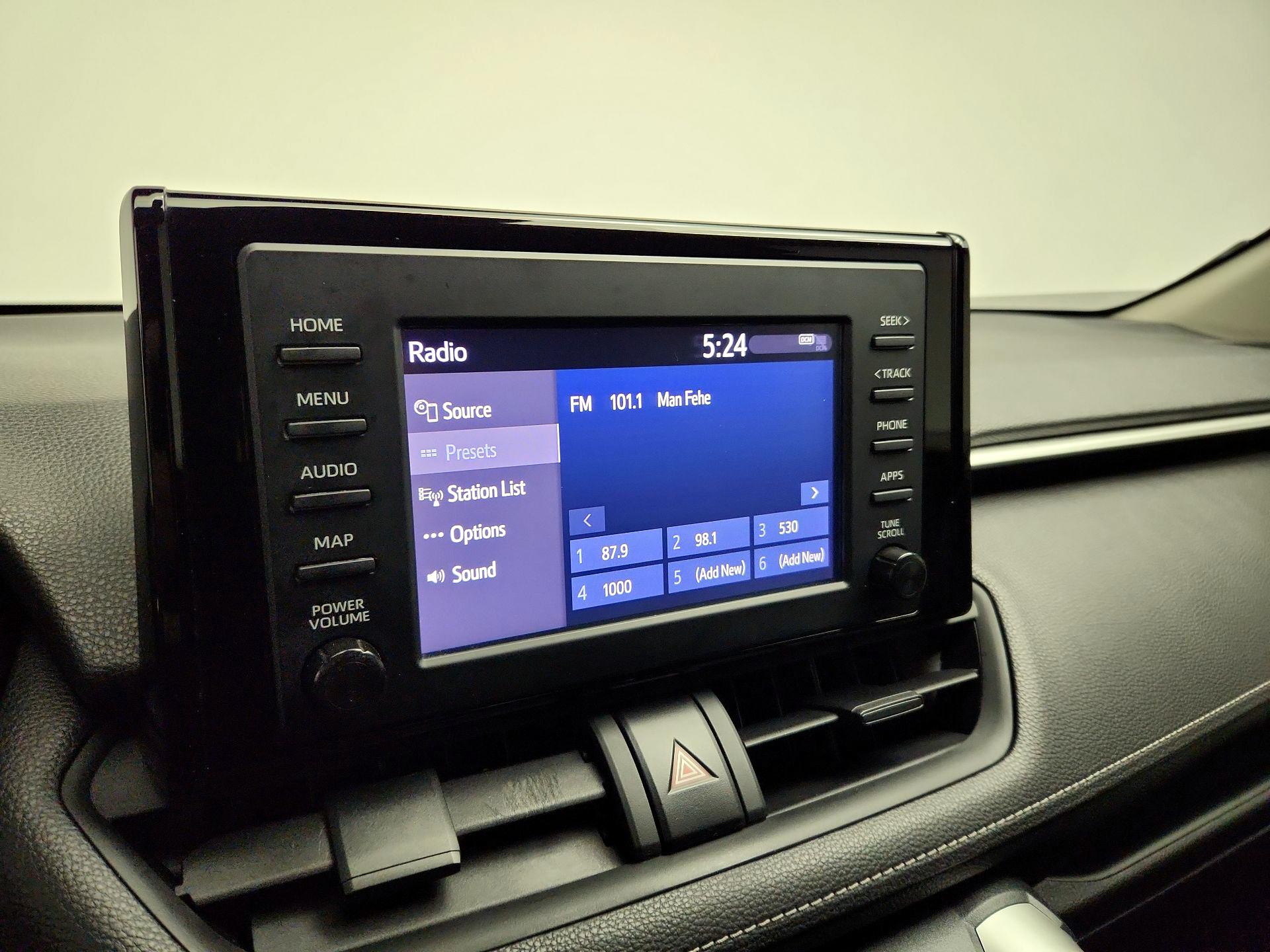 Thumbnail: 2019 Toyota RAV4 - 15