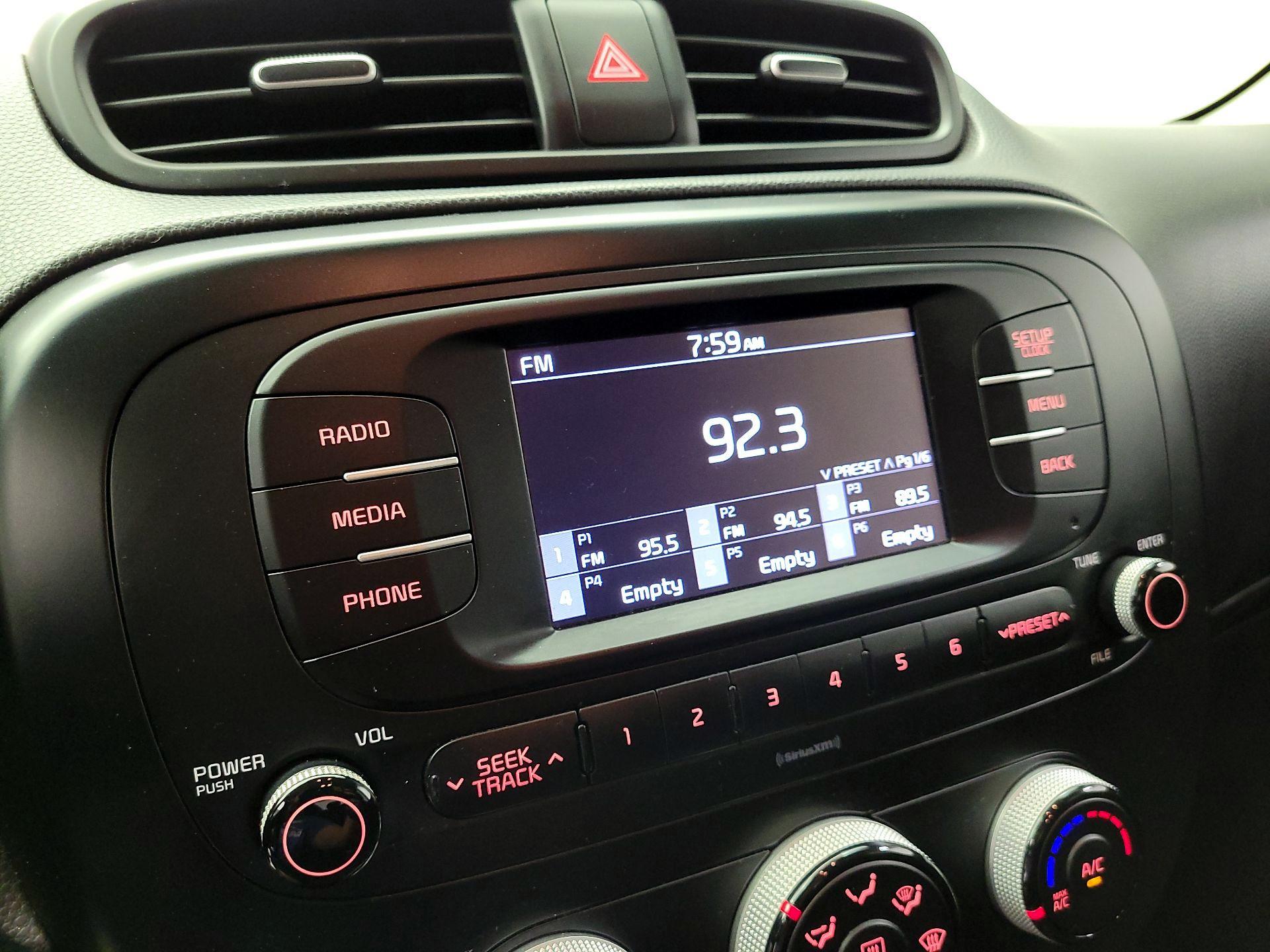 Thumbnail: 2017 Kia Soul - 12
