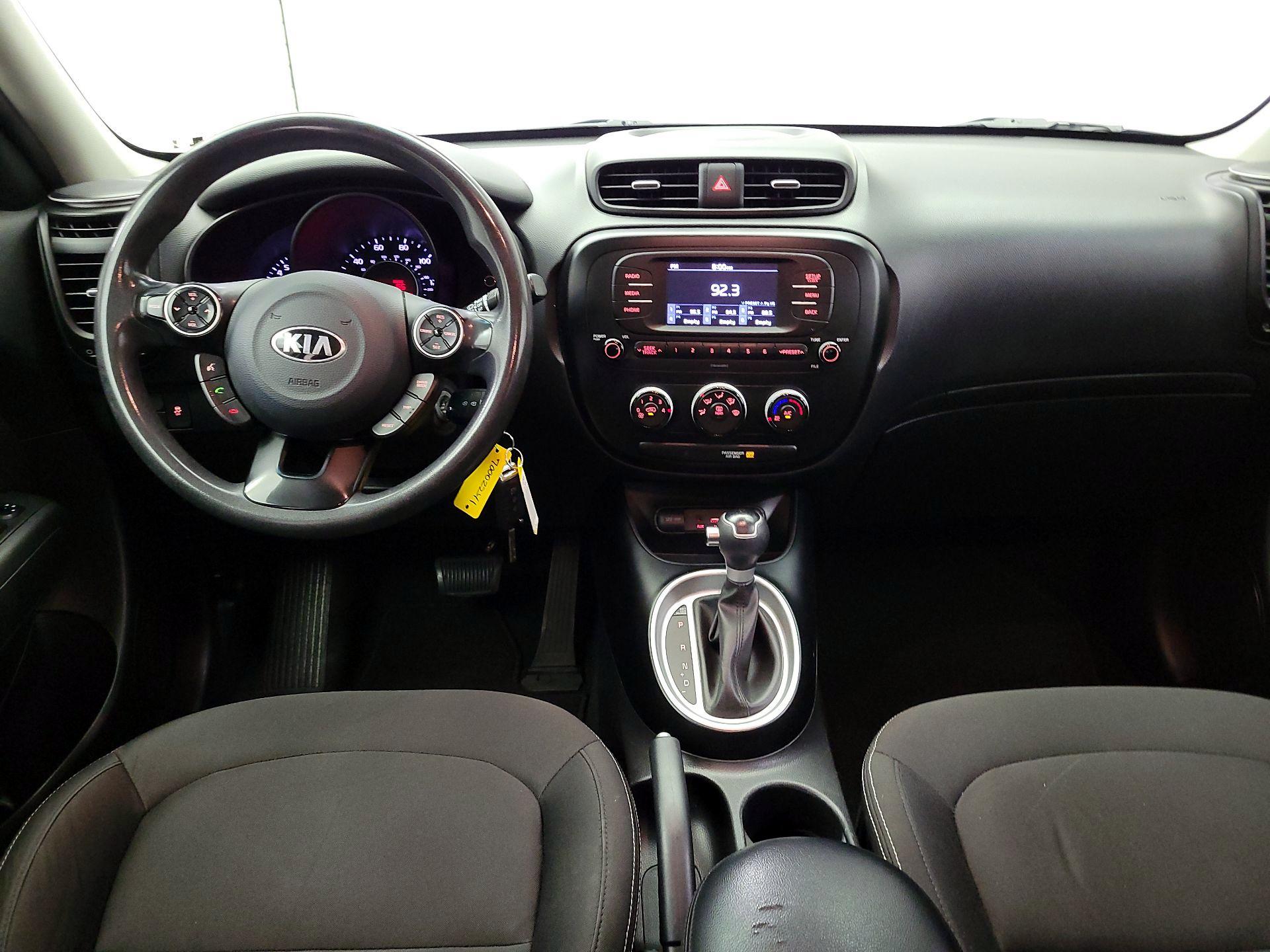 Thumbnail: 2017 Kia Soul - 8