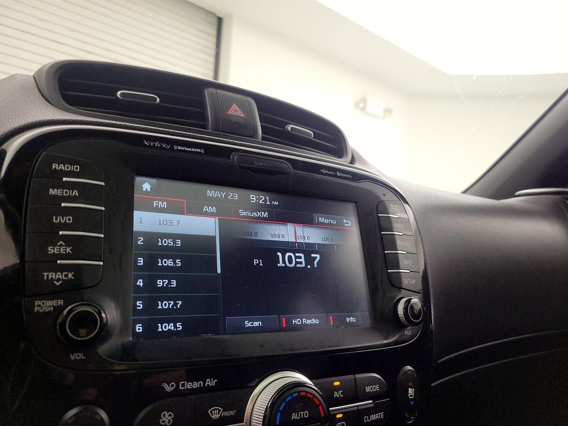 Thumbnail: 2014 Kia Soul - 16
