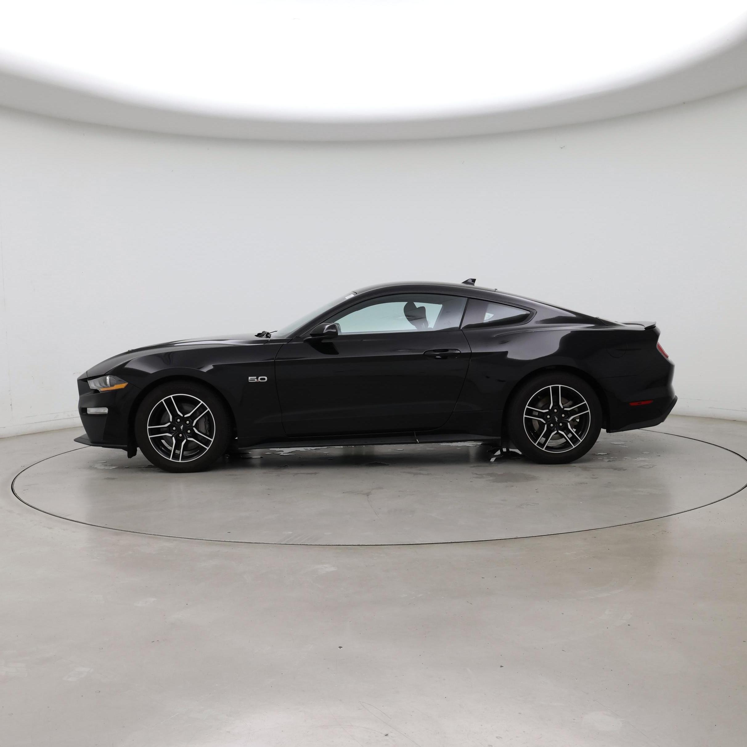 Thumbnail: 2021 Ford Mustang - 3