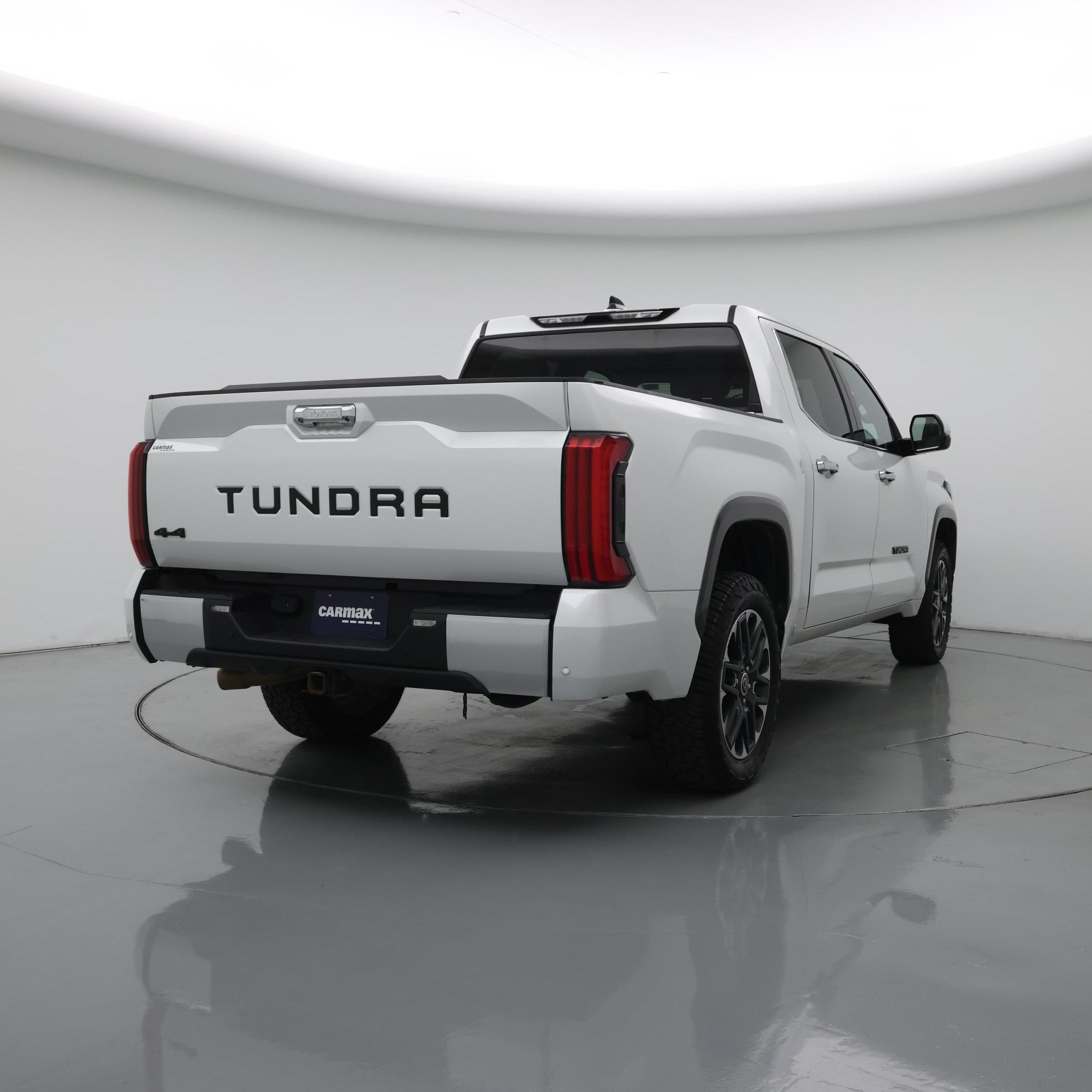 Thumbnail: 2023 Toyota Tundra - 8