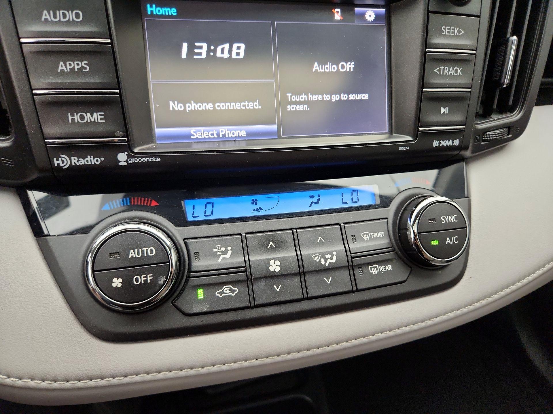 Thumbnail: 2016 Toyota RAV4 - 16