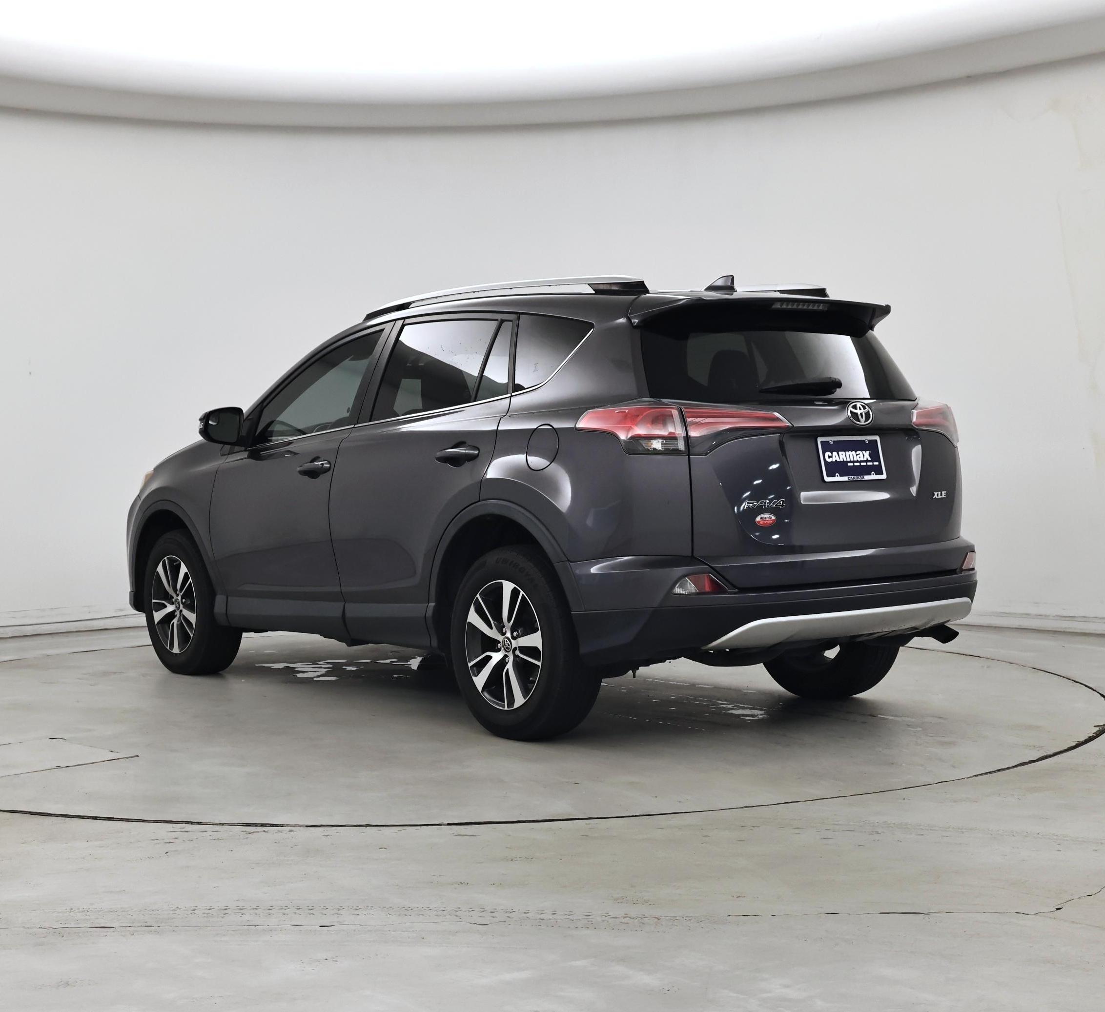 Thumbnail: 2016 Toyota RAV4 - 2