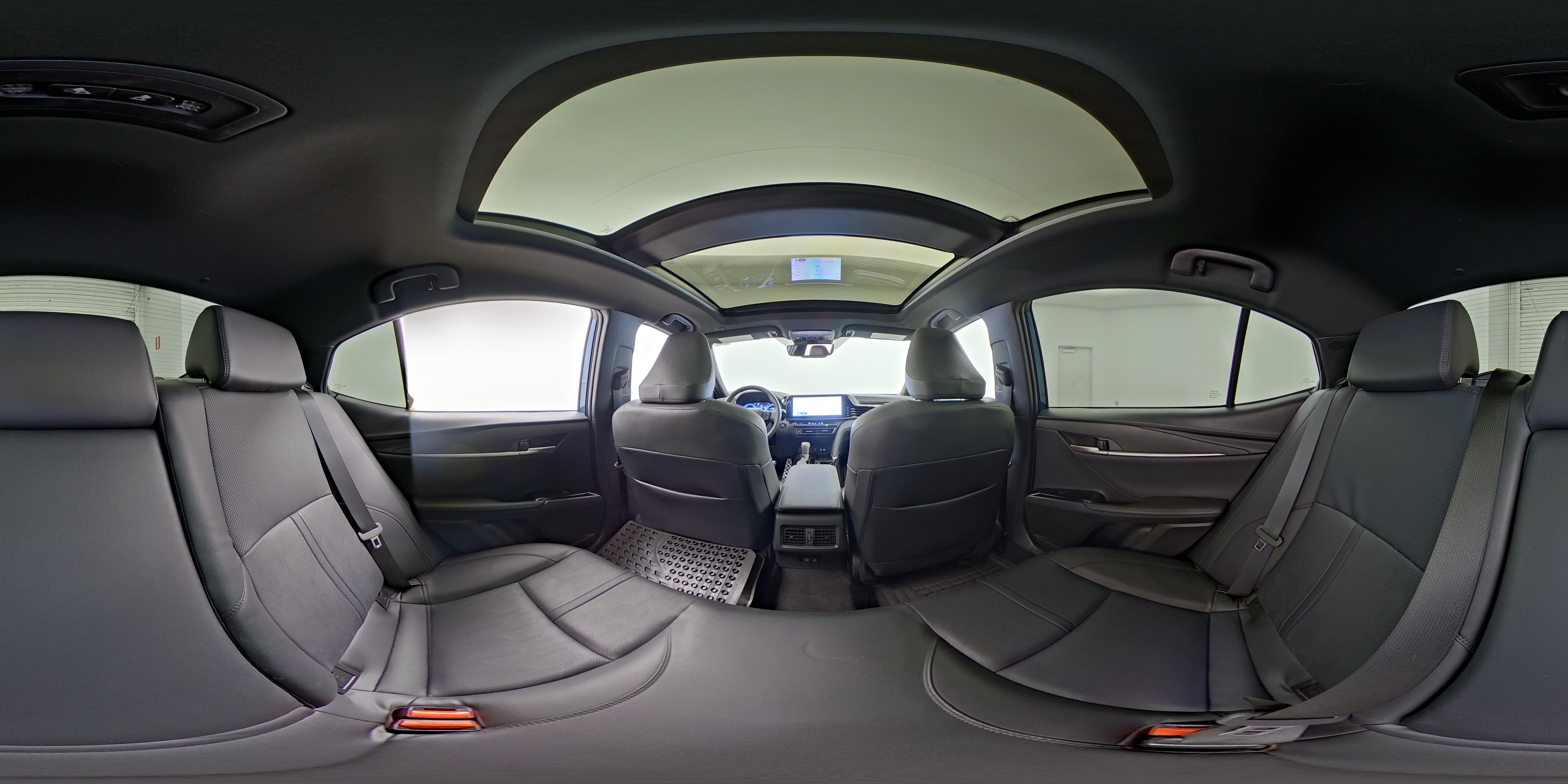 2025 Toyota Camry XSE - Photo 26