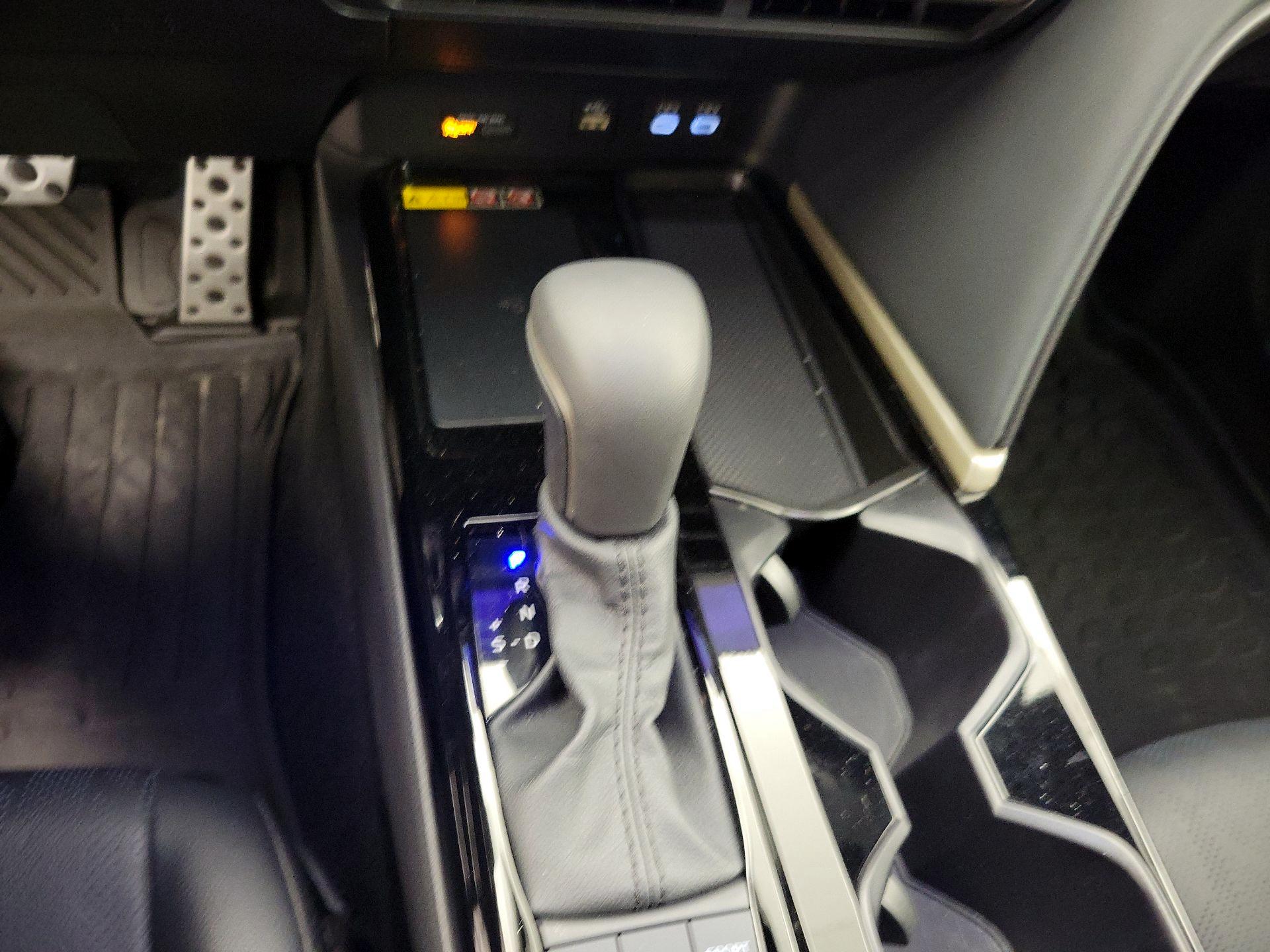 Thumbnail: 2025 Toyota Camry - 17