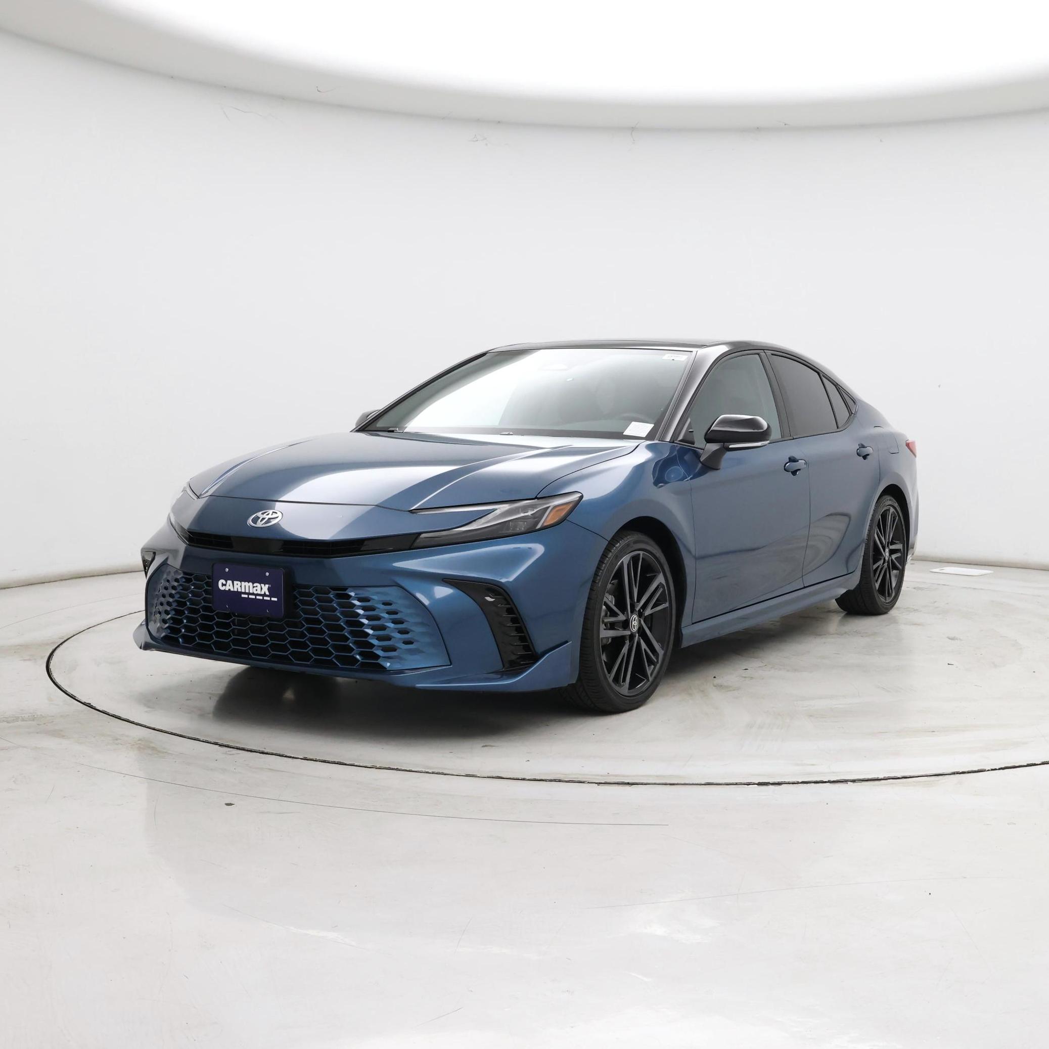 Thumbnail: 2025 Toyota Camry - 4