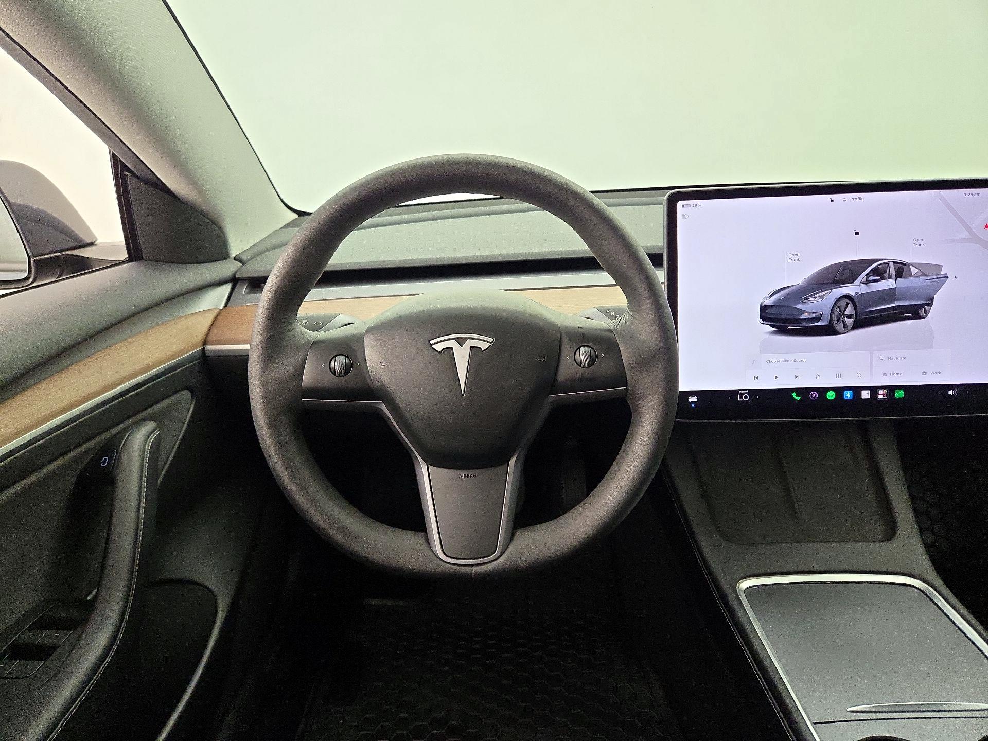 Thumbnail: 2023 Tesla Model 3 - 10