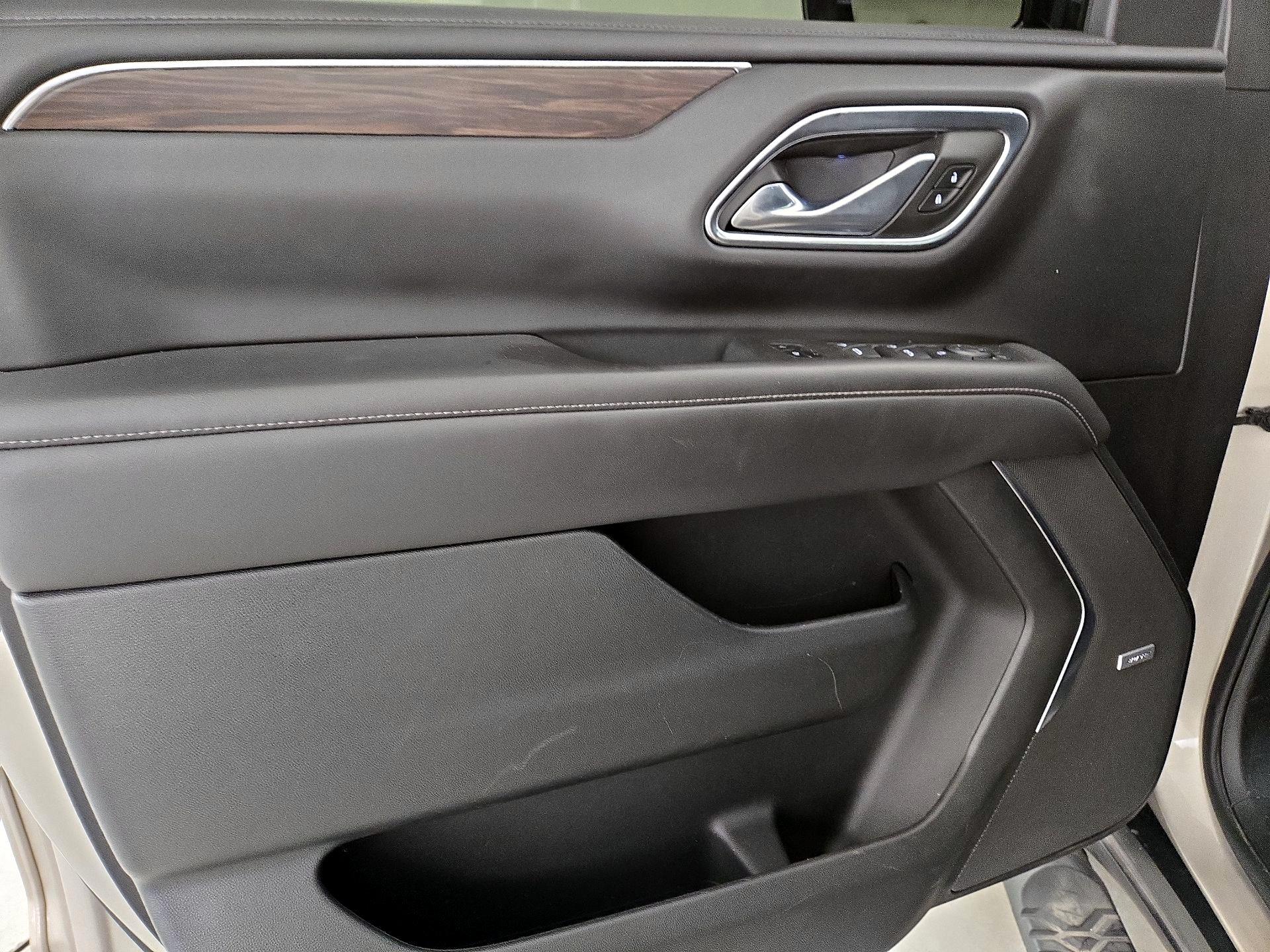 Thumbnail: 2021 Chevrolet Tahoe - 12