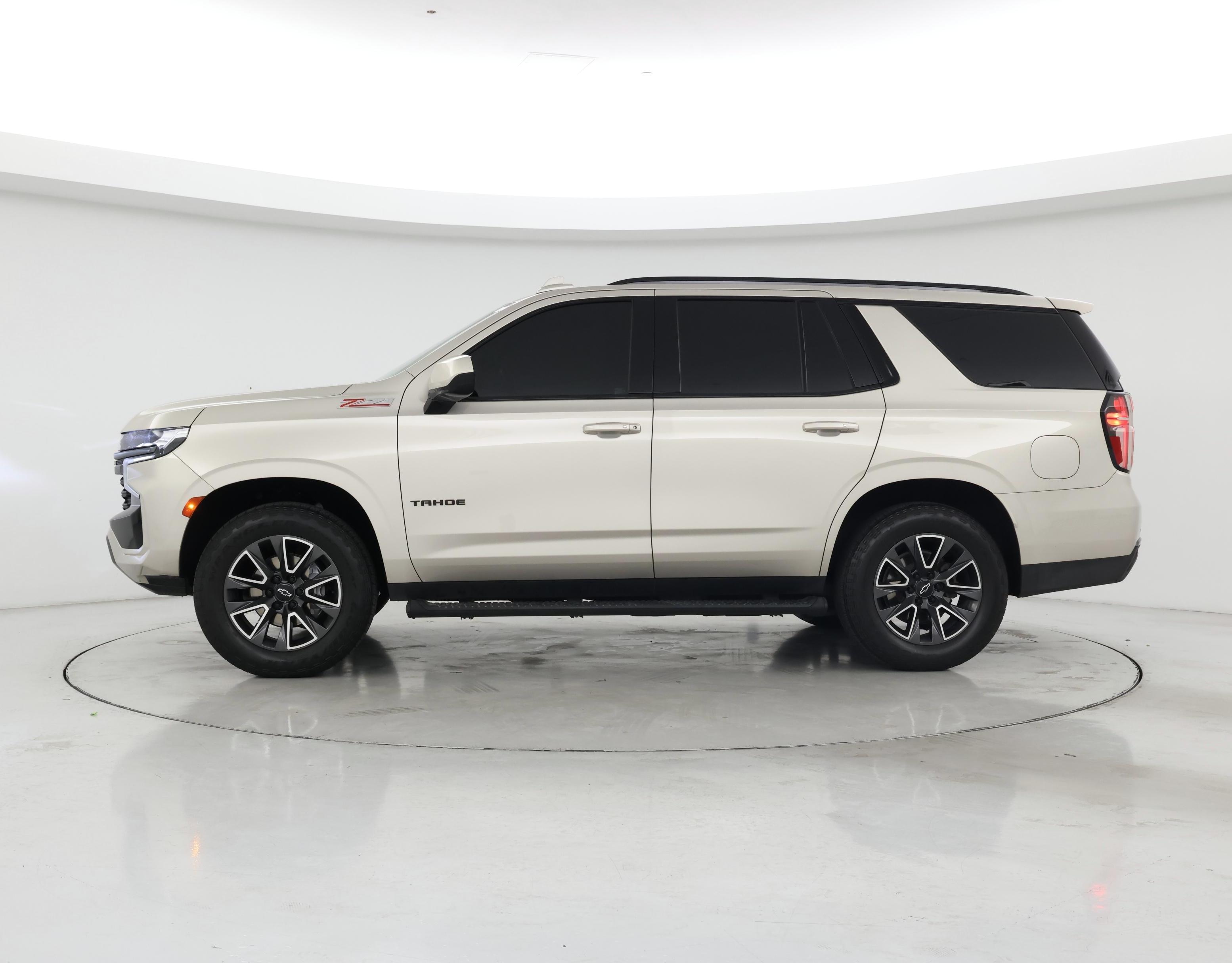 Thumbnail: 2021 Chevrolet Tahoe - 3