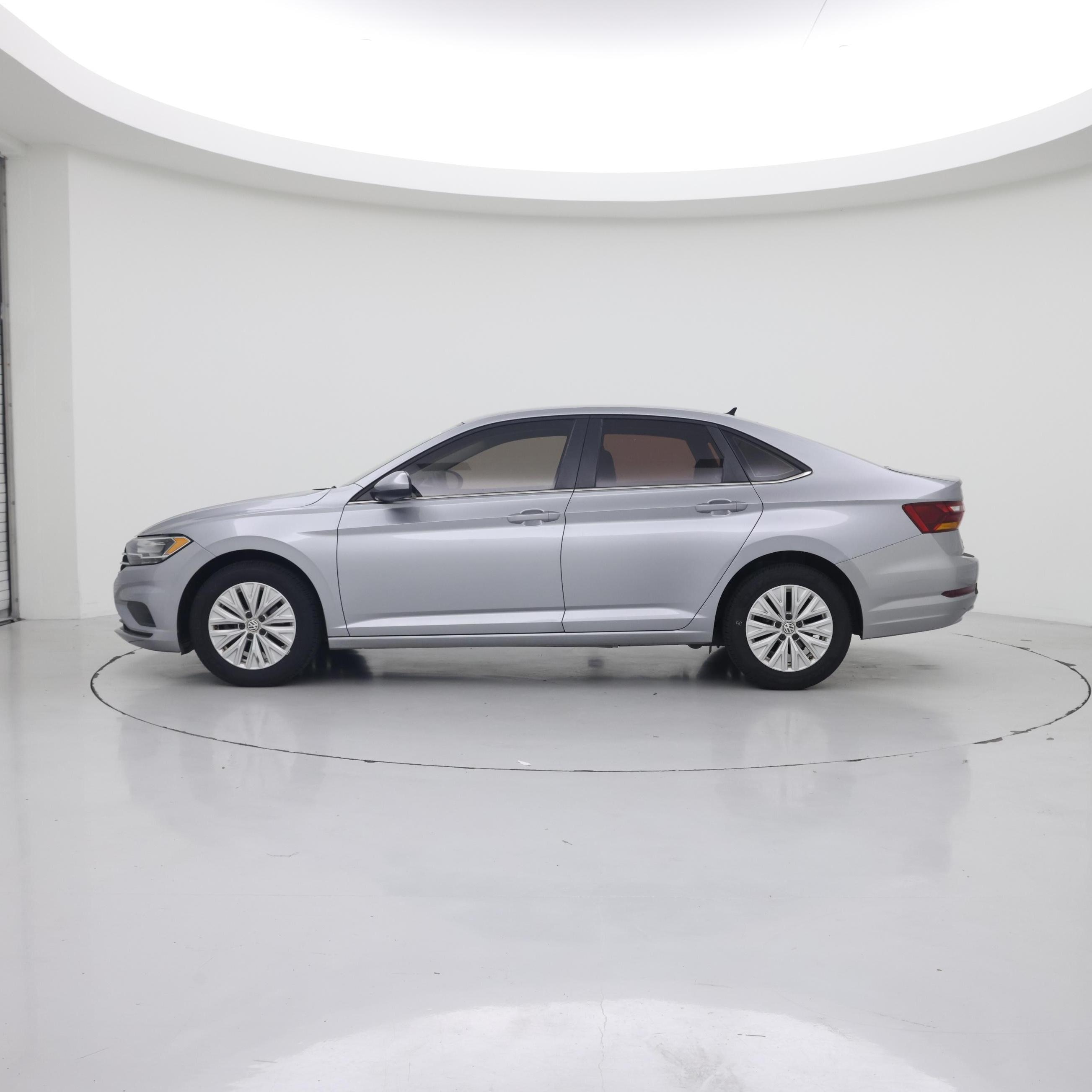 Thumbnail: 2019 Volkswagen Jetta - 3