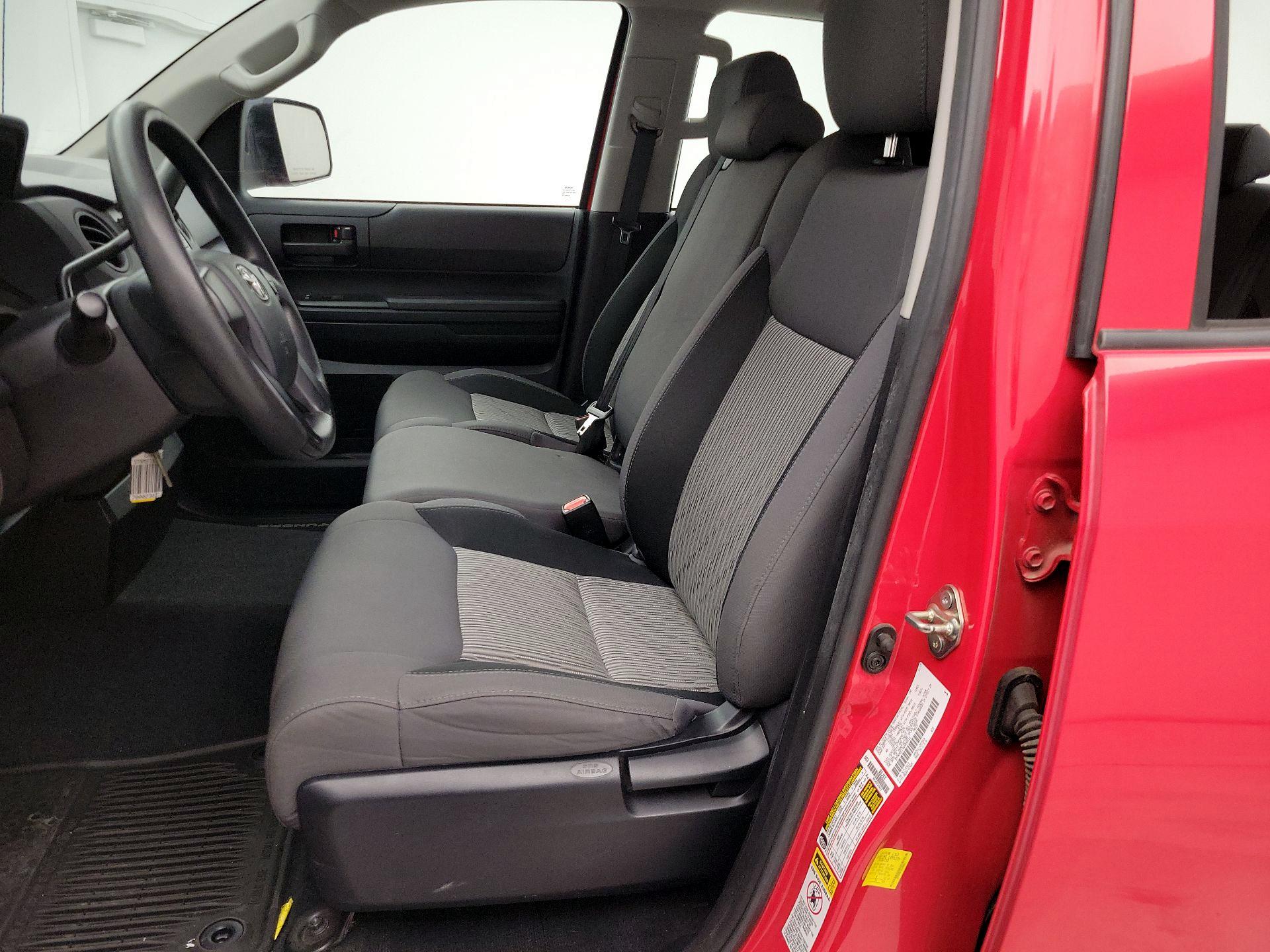 Thumbnail: 2016 Toyota Tundra - 11