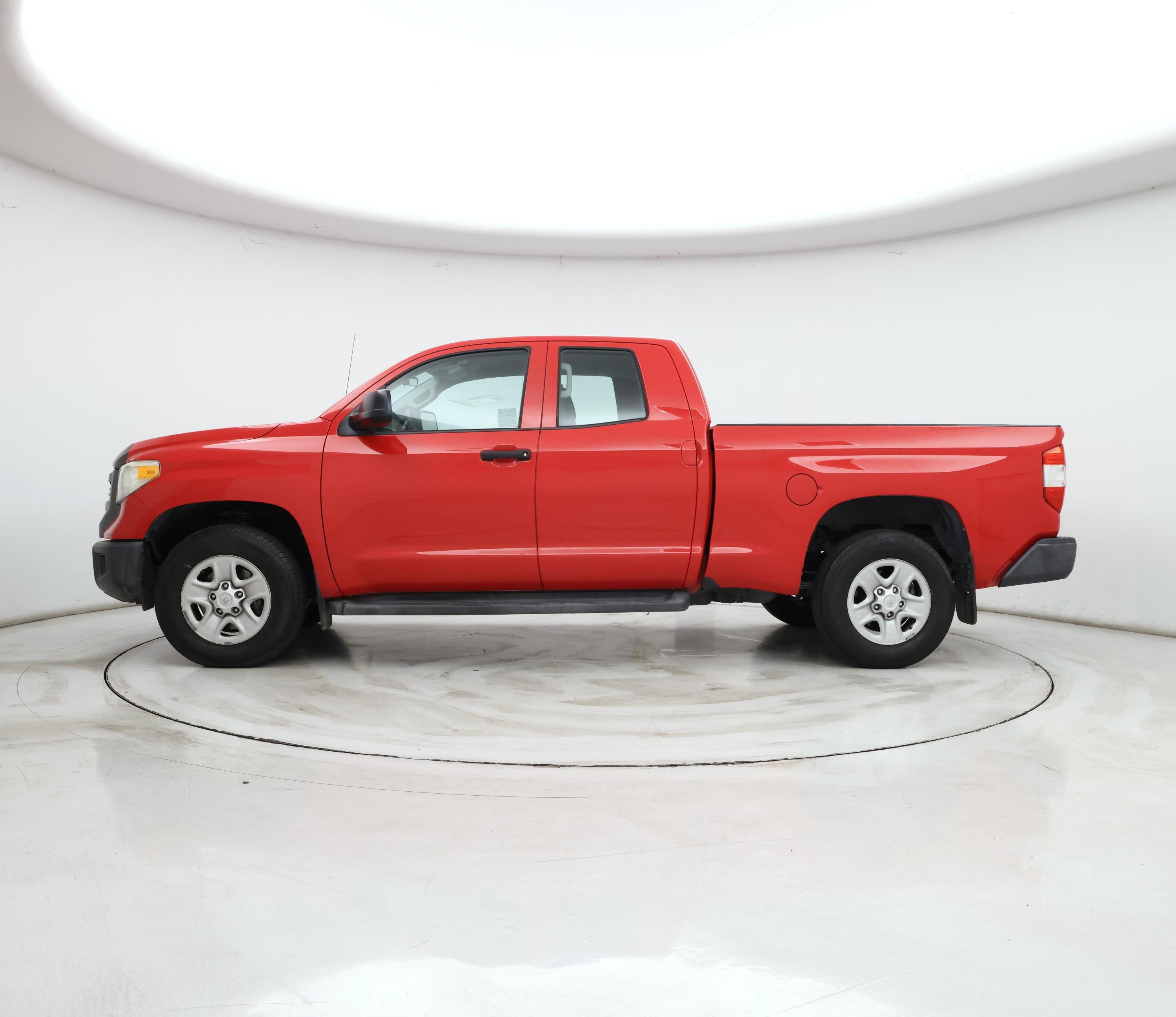 Thumbnail: 2016 Toyota Tundra - 3