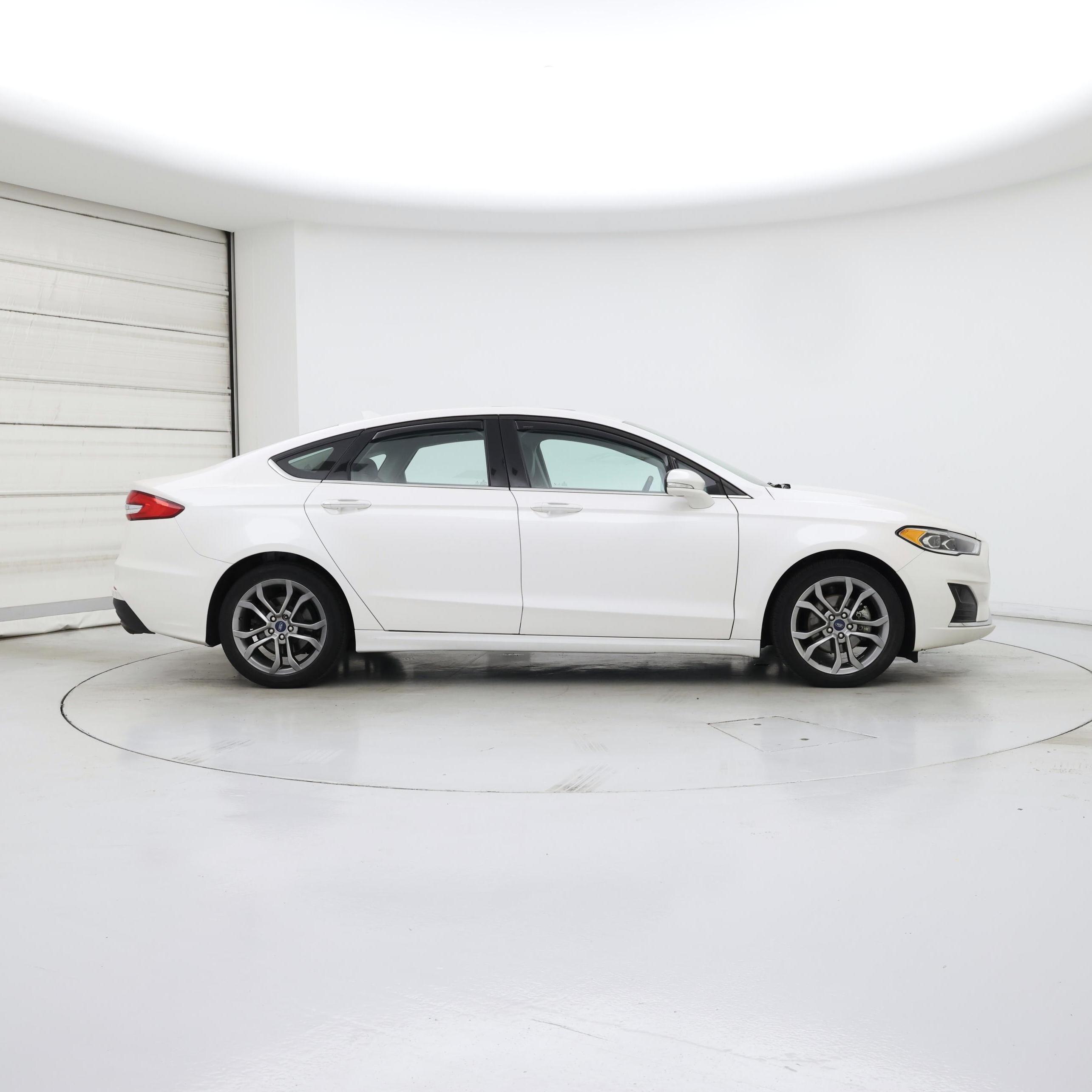 Thumbnail: 2020 Ford Fusion - 7