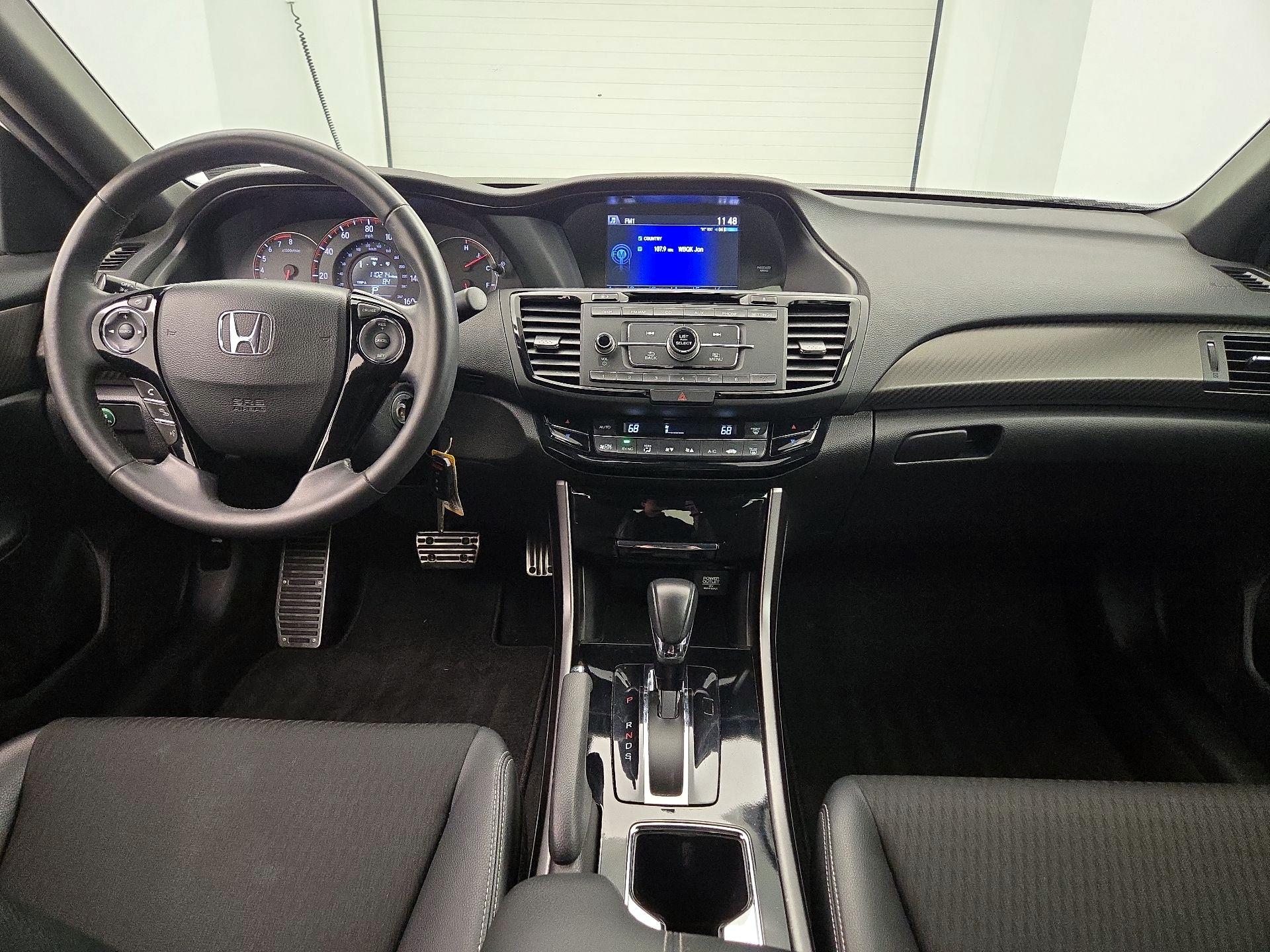 Thumbnail: 2017 Honda Accord - 9