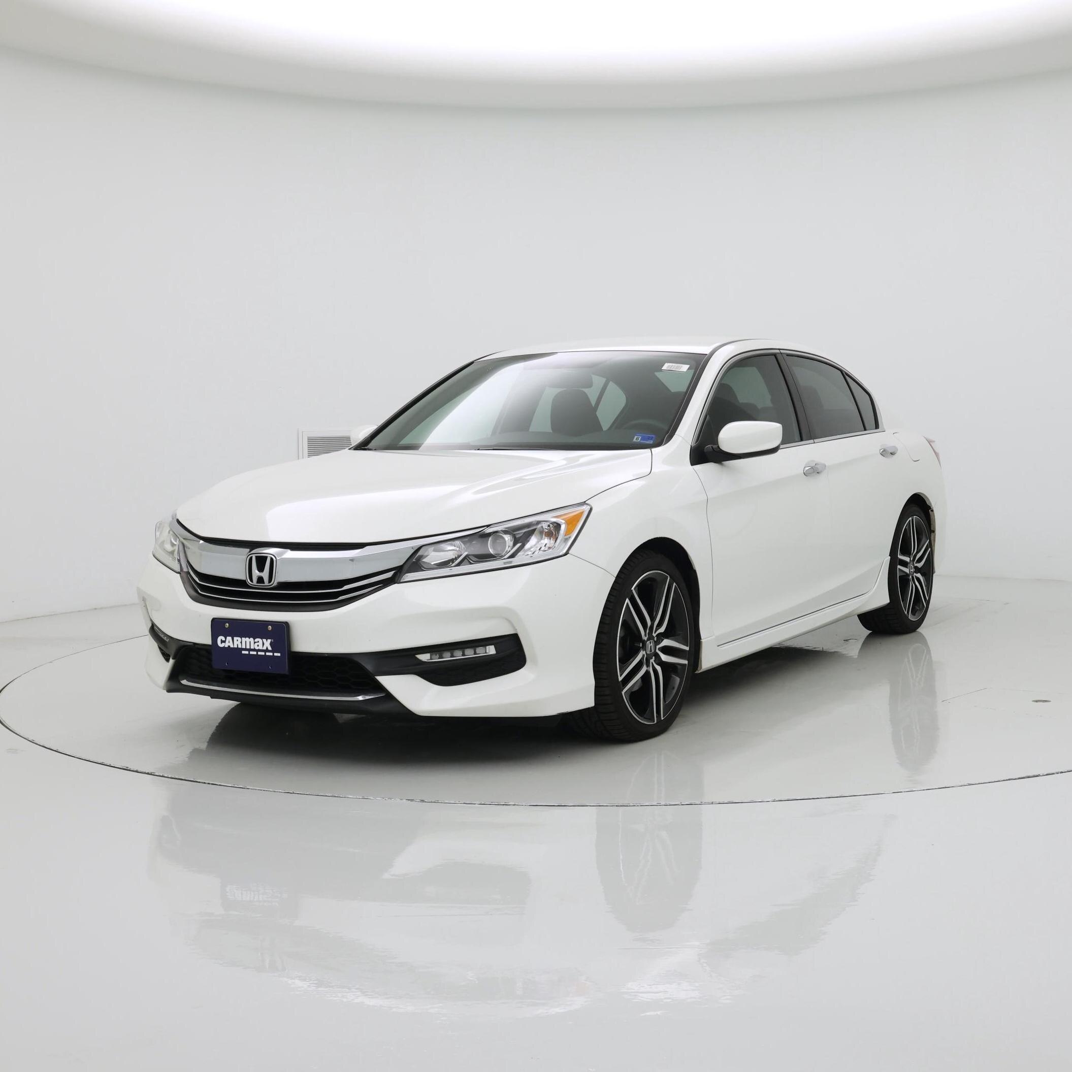 Thumbnail: 2017 Honda Accord - 4