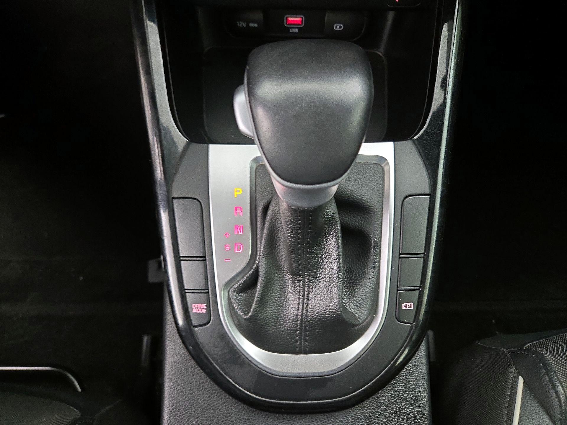 Thumbnail: 2022 Kia Forte - 18