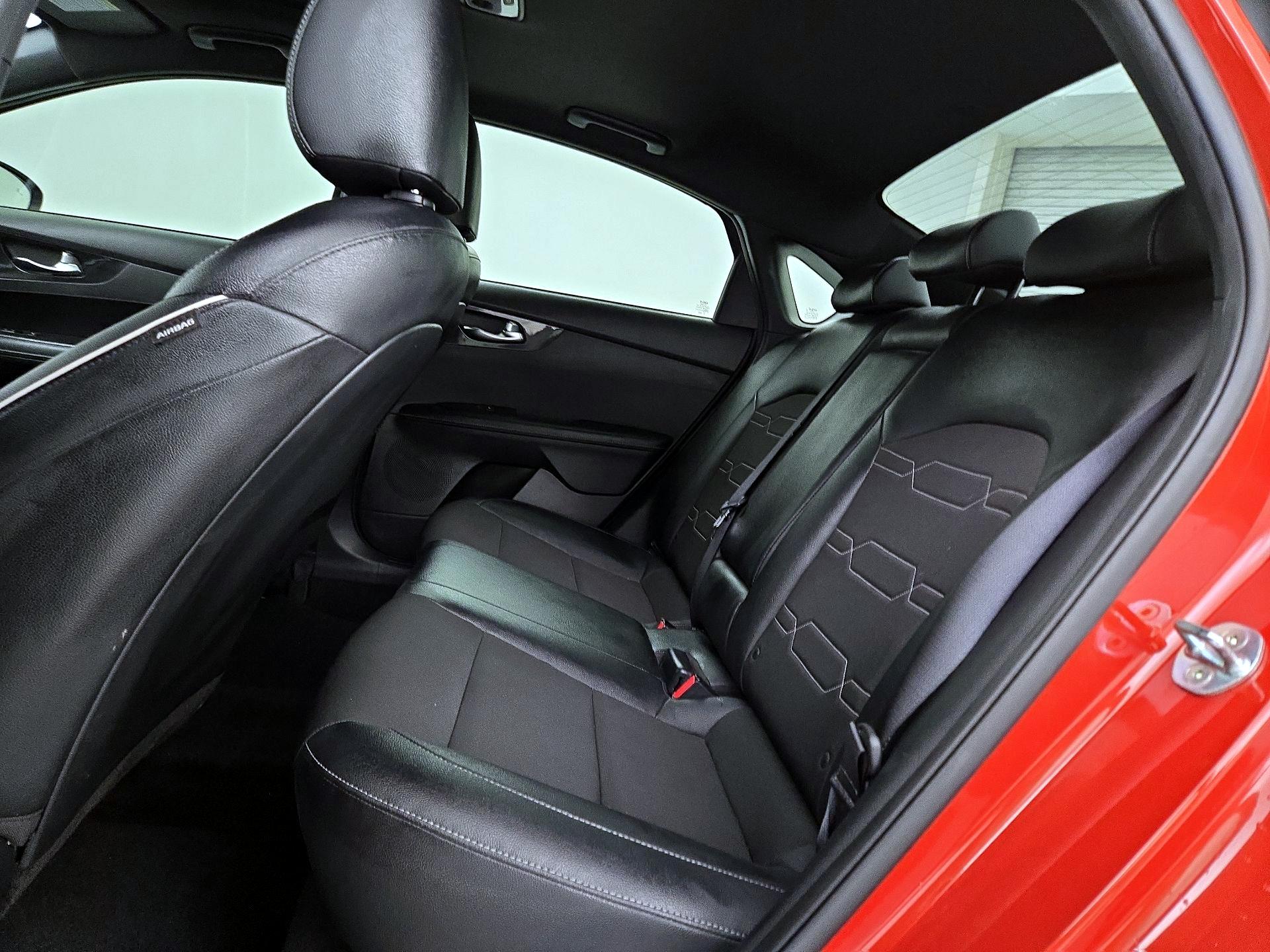 Thumbnail: 2022 Kia Forte - 20