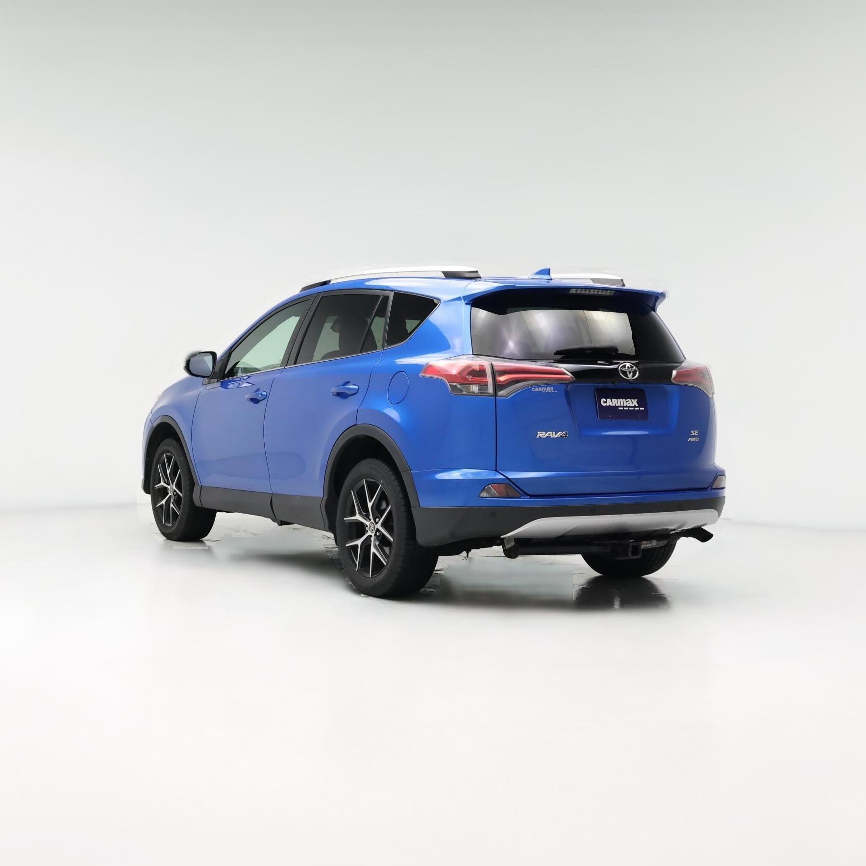 Thumbnail: 2016 Toyota RAV4 - 1