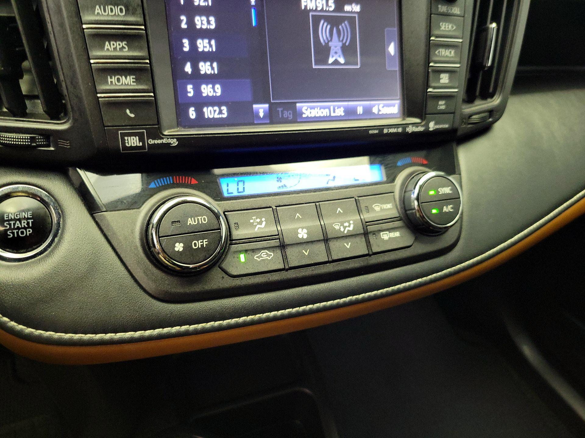 Thumbnail: 2016 Toyota RAV4 - 16