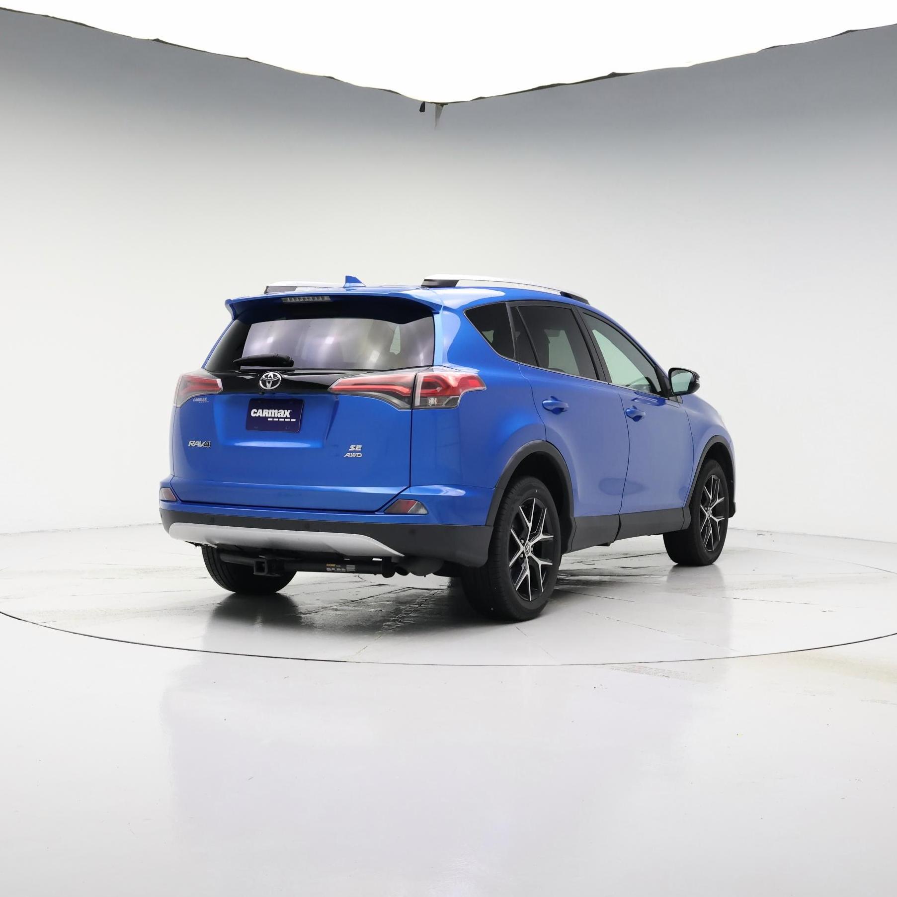 Thumbnail: 2016 Toyota RAV4 - 4