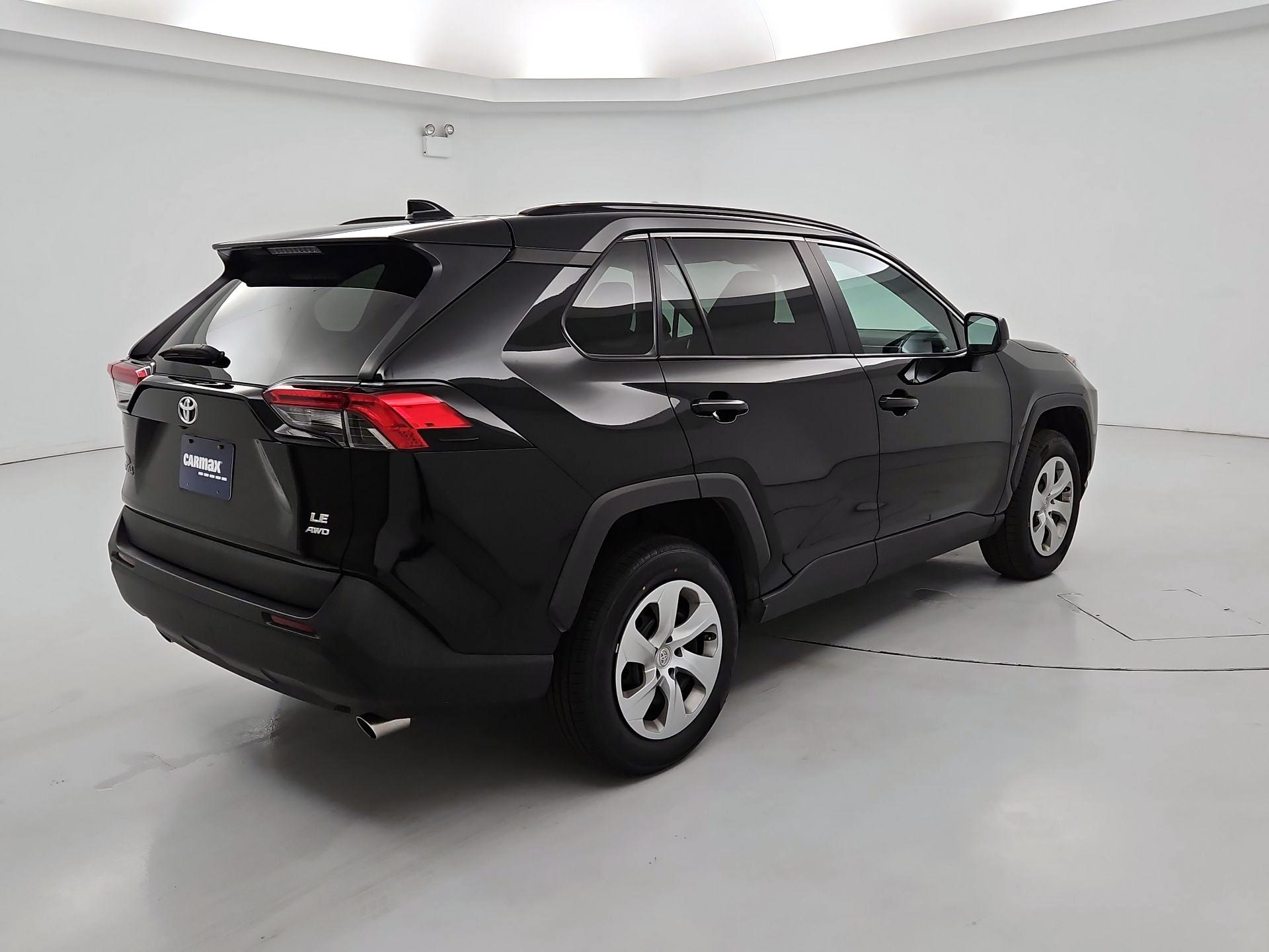 Thumbnail: 2021 Toyota RAV4 - 5