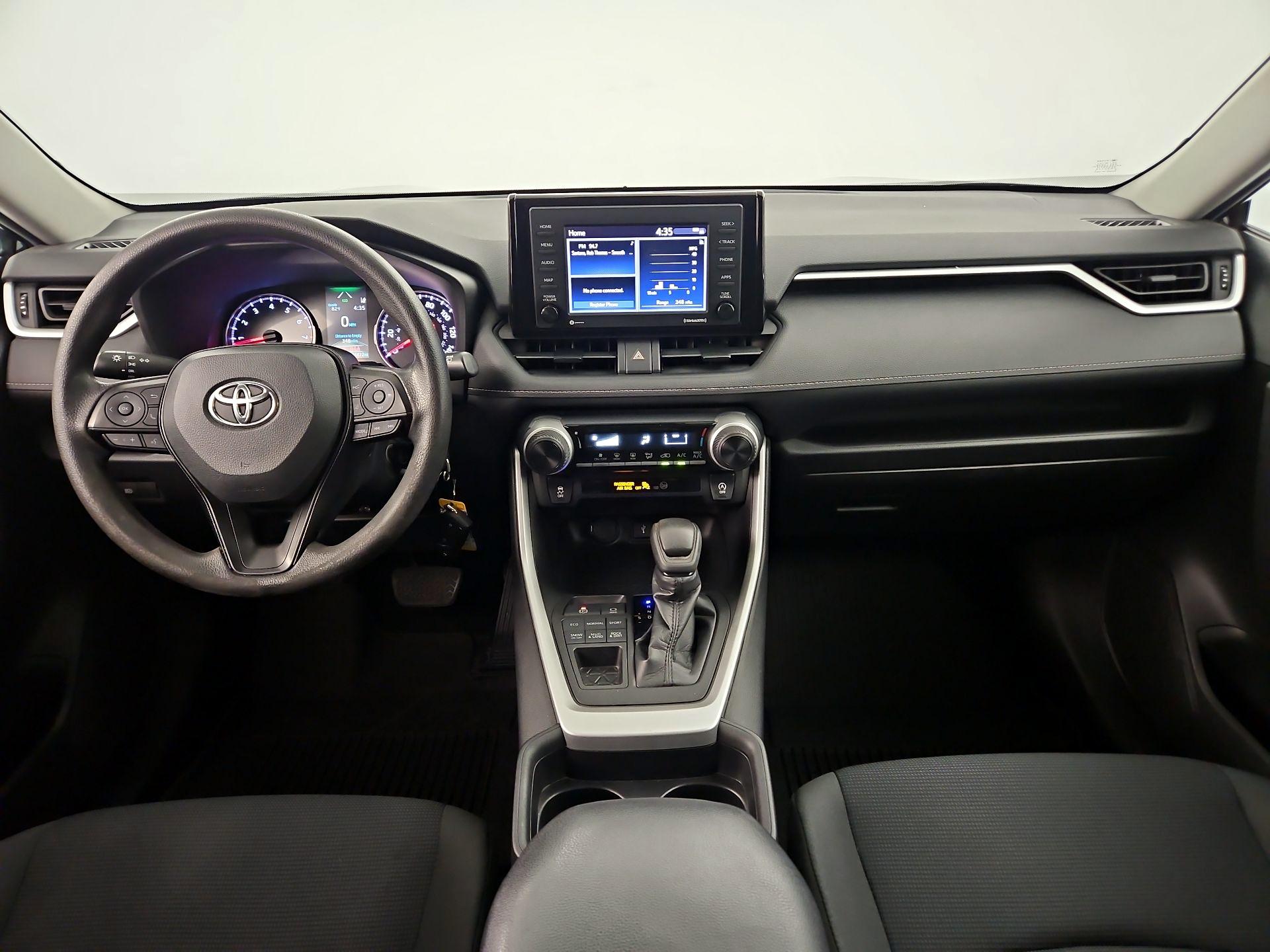Thumbnail: 2021 Toyota RAV4 - 8