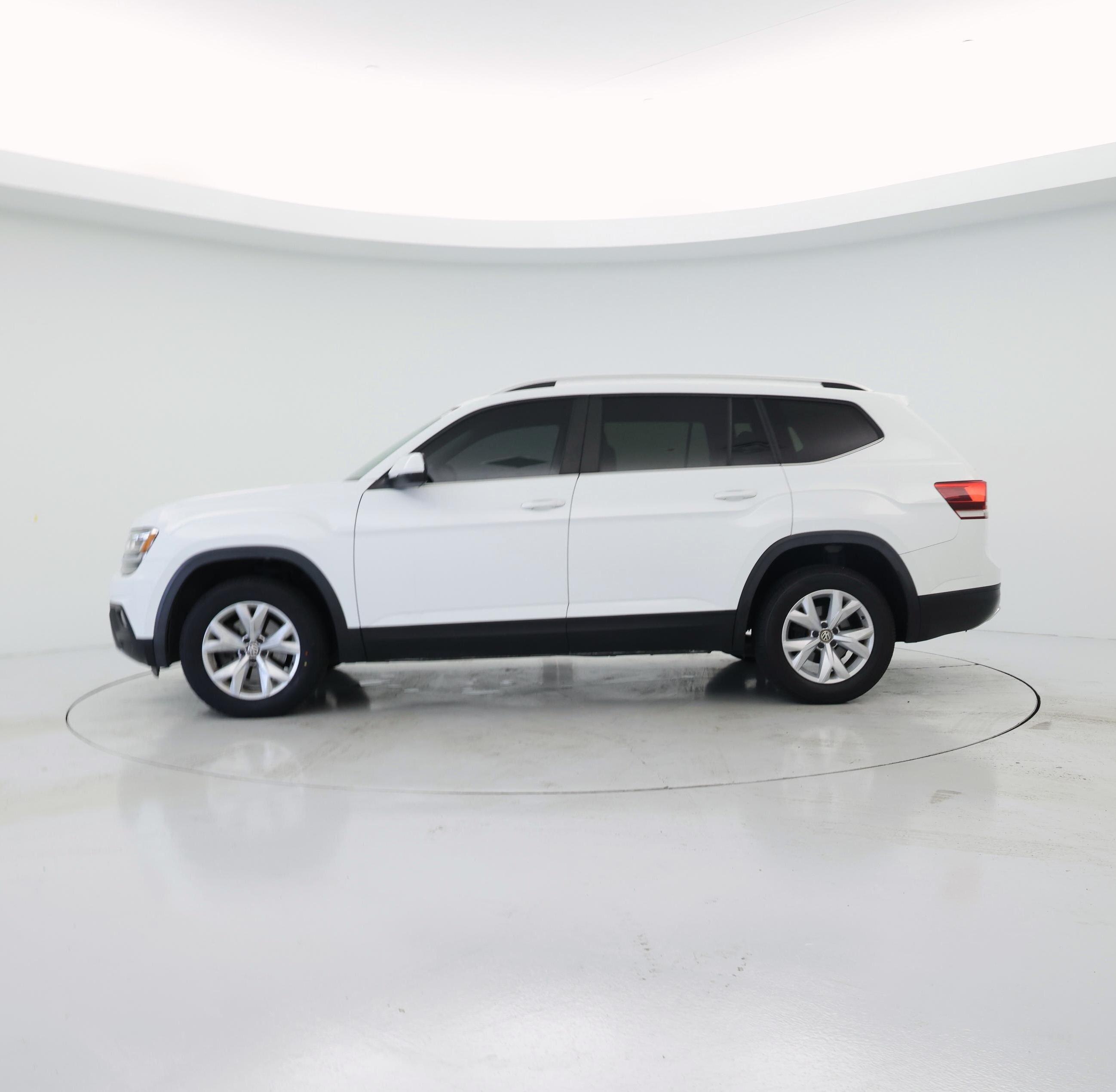 Thumbnail: 2018 Volkswagen Atlas - 3