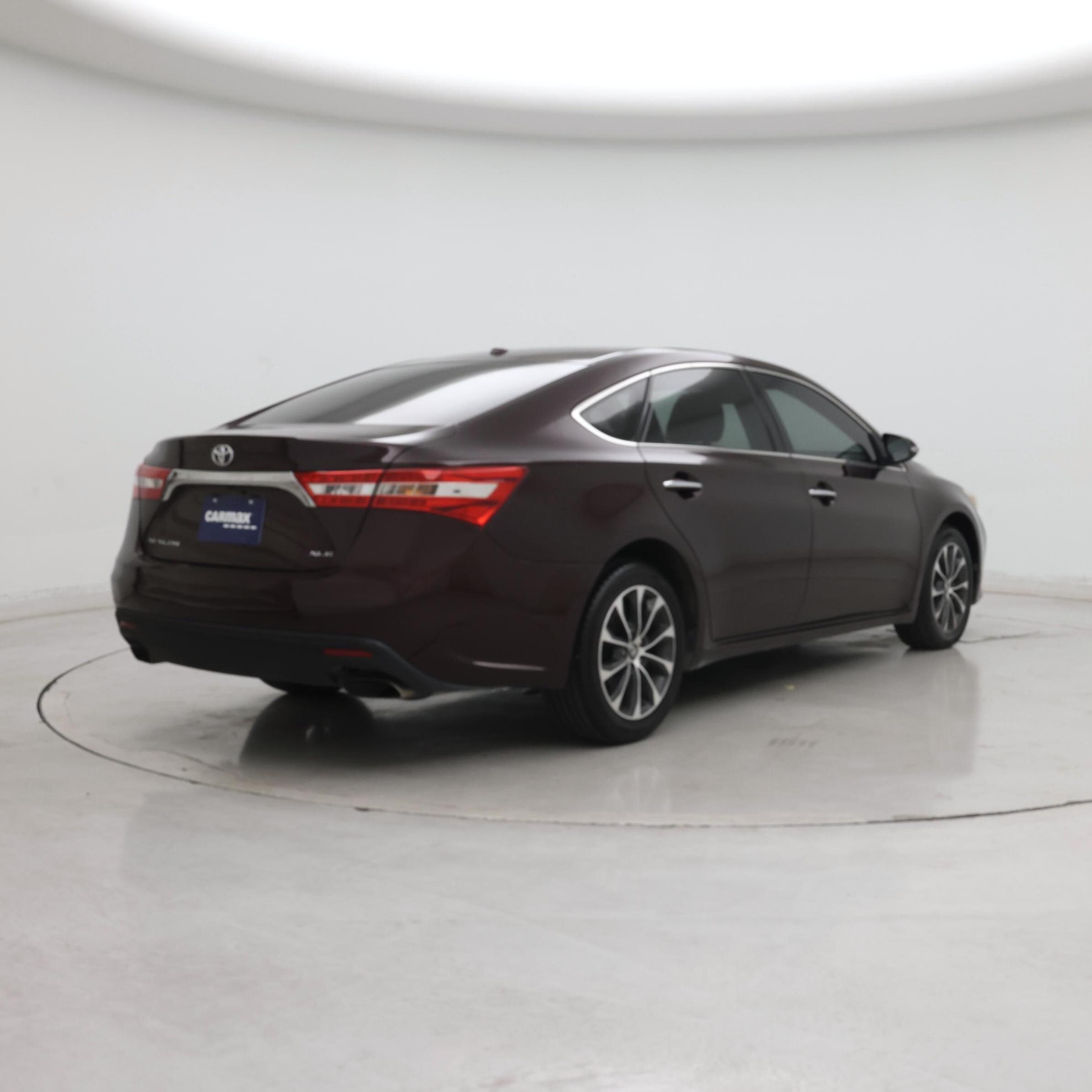 Thumbnail: 2017 Toyota Avalon - 8