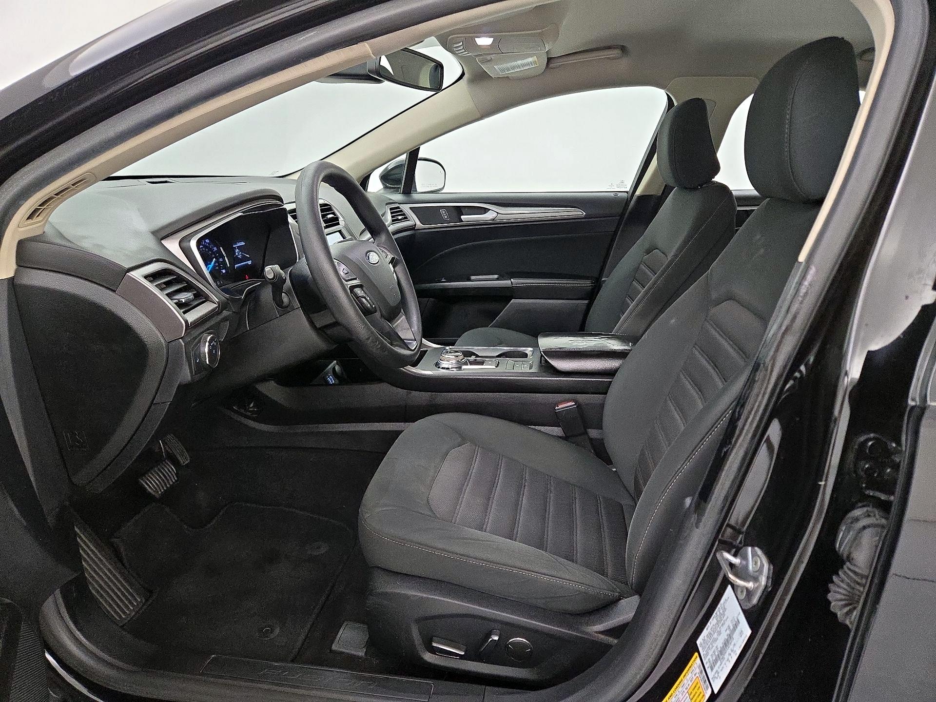 Thumbnail: 2020 Ford Fusion - 11