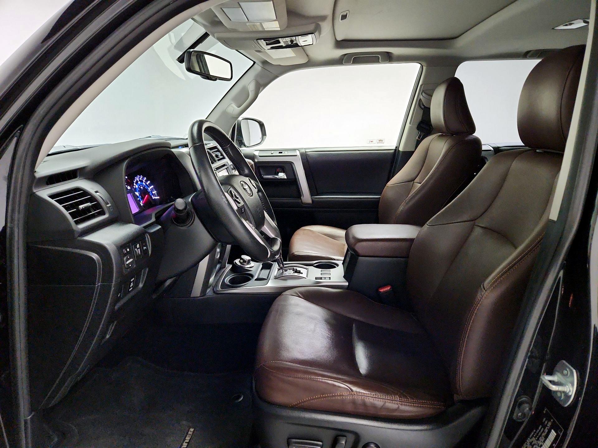 Thumbnail: 2016 Toyota 4Runner - 11