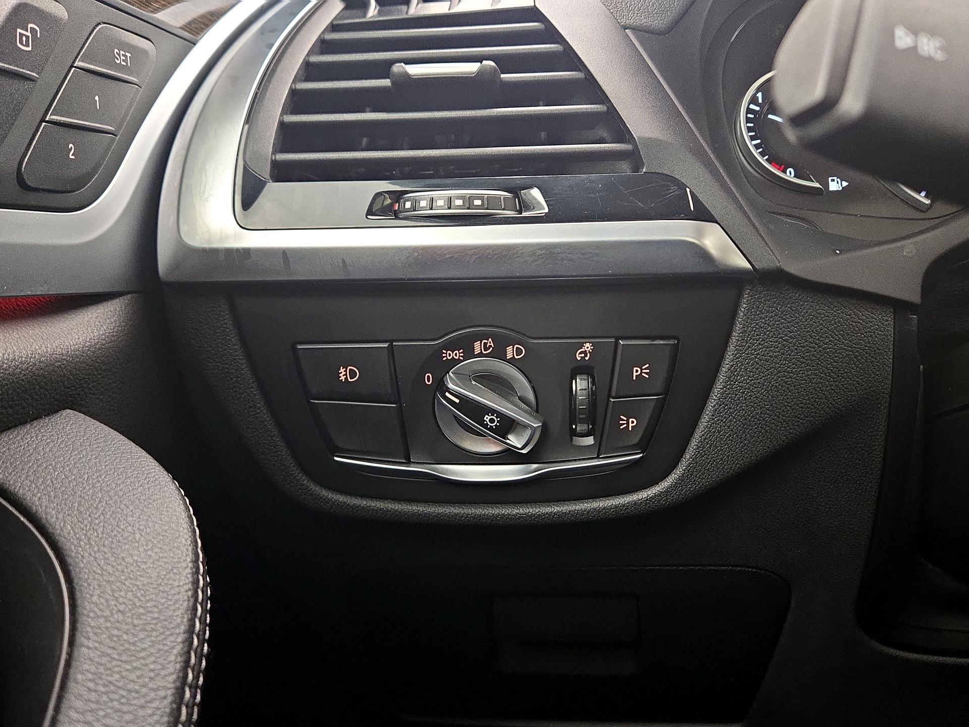Thumbnail: 2019 BMW X3 - 13