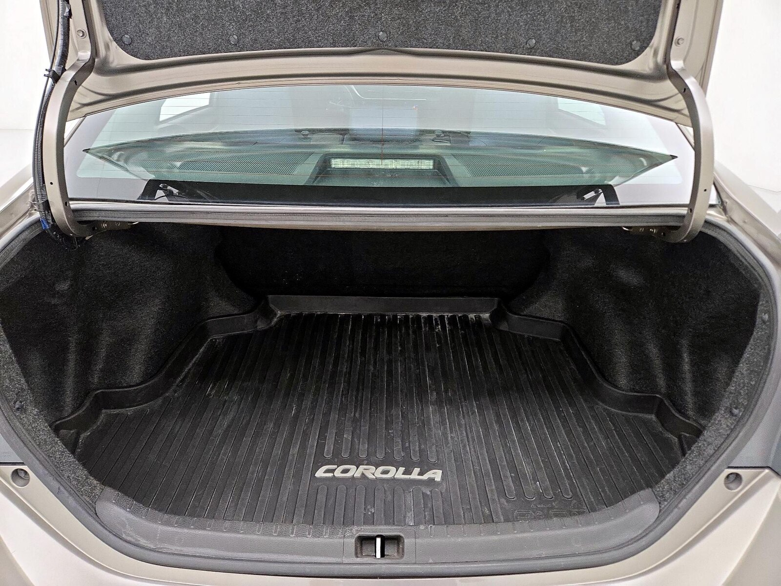 2018 Toyota Corolla LE - Photo 21
