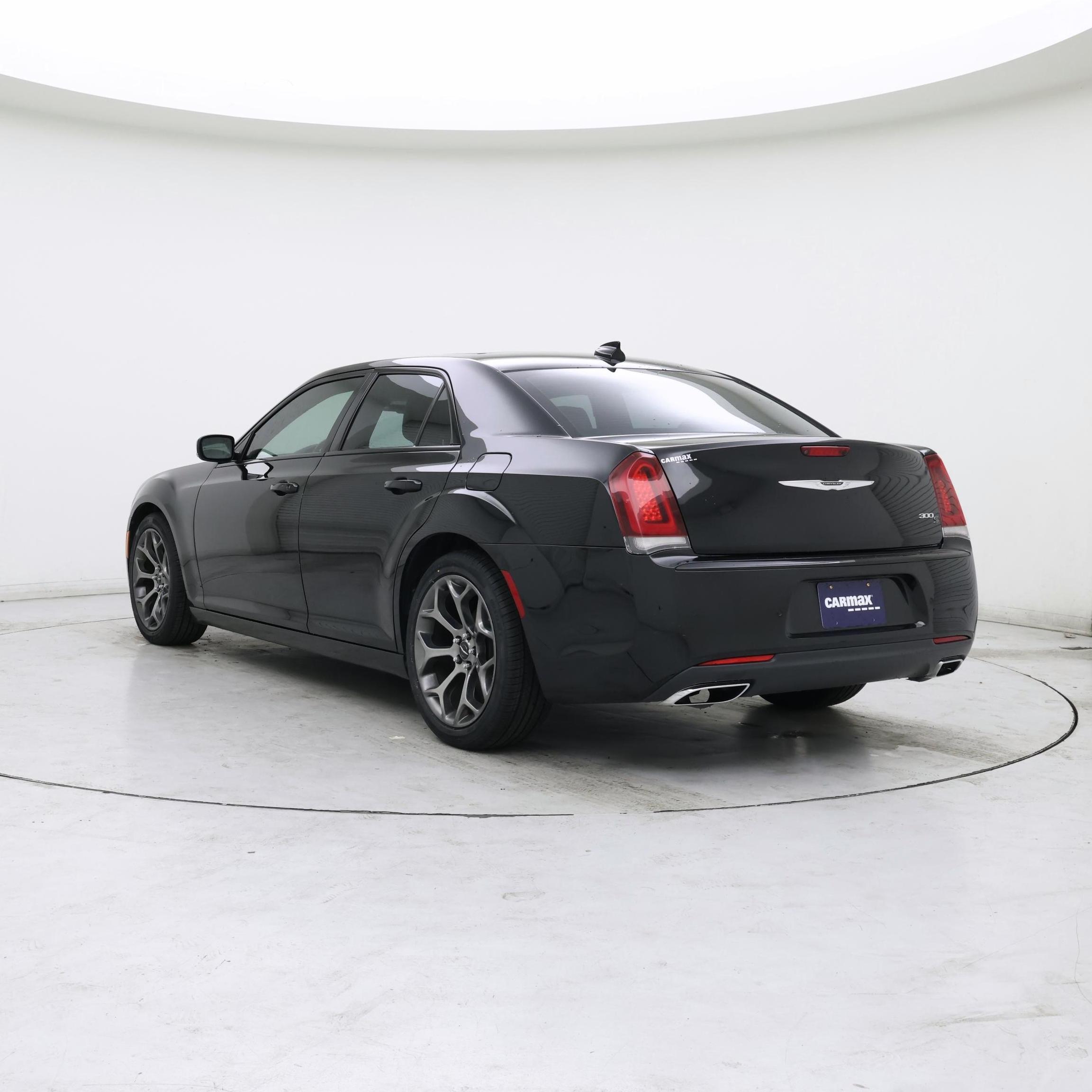 Thumbnail: 2015 Chrysler 300 - 2