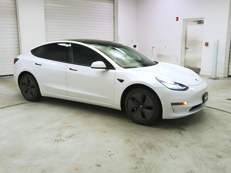 2020 Tesla Model 3 Standard Range -
                  Palmdale, CA