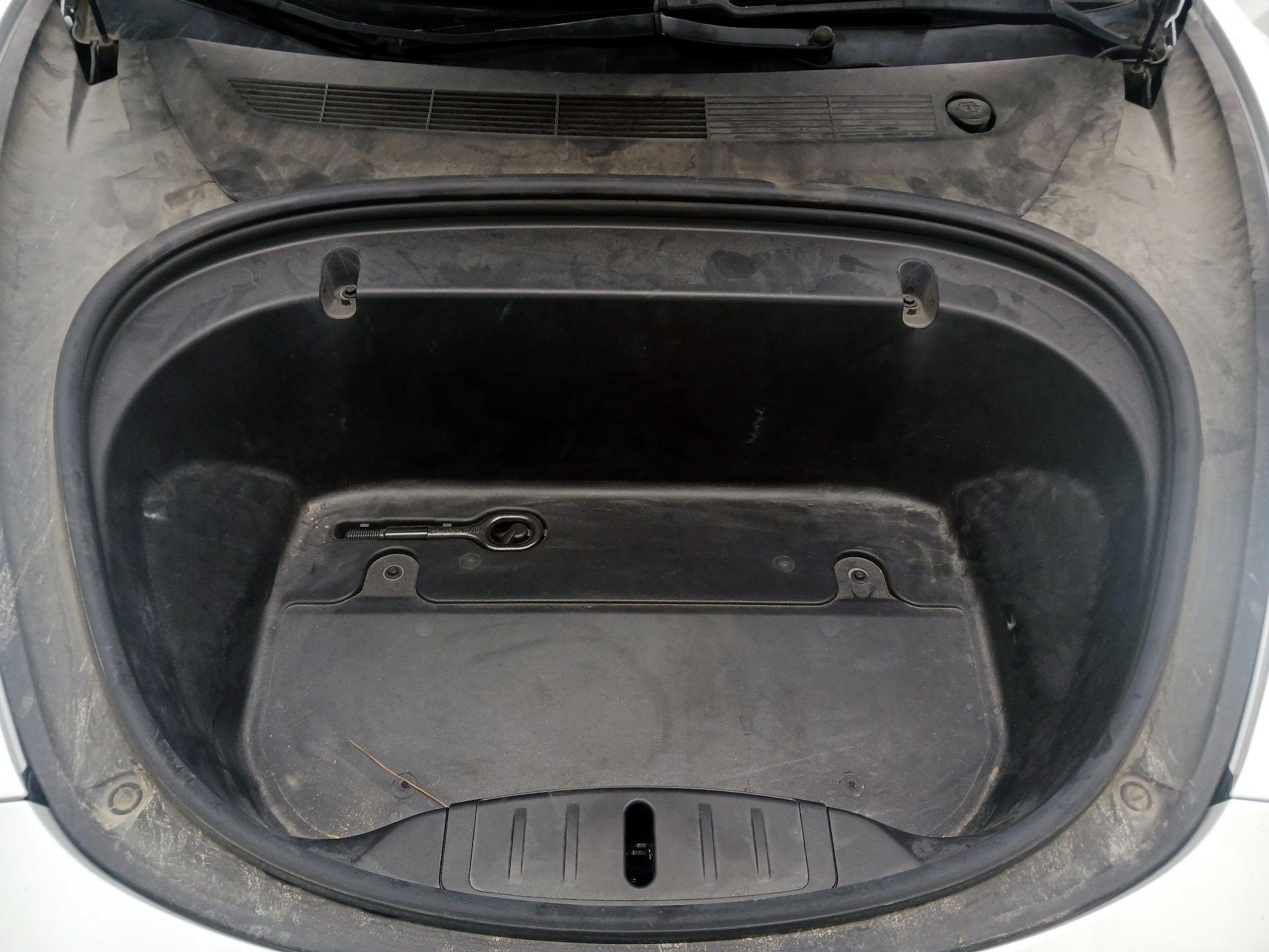 Thumbnail: 2020 Tesla Model 3 - 16